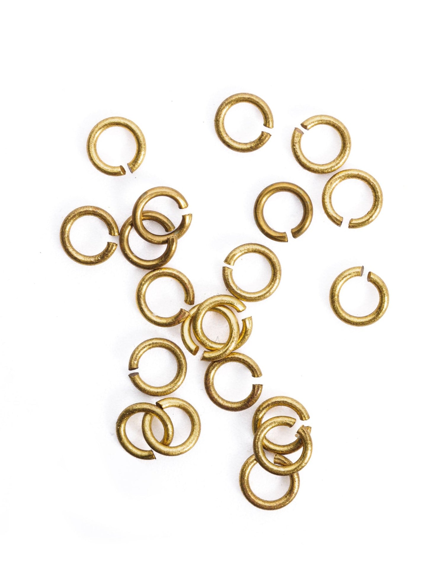 20 anneaux 5mm en laiton - Solyluna Macramé