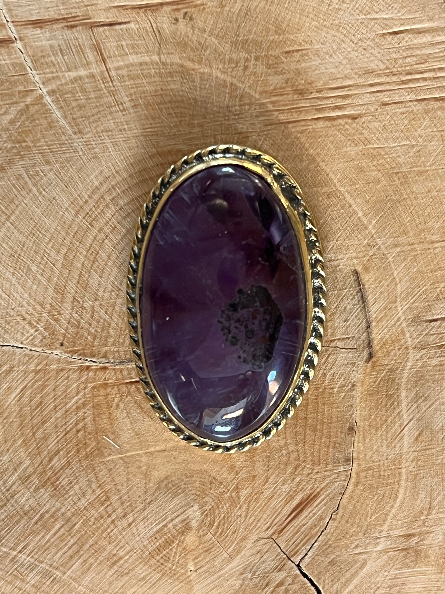 Améthyste sertie doré n°D4 (2,9cm x 2cm)