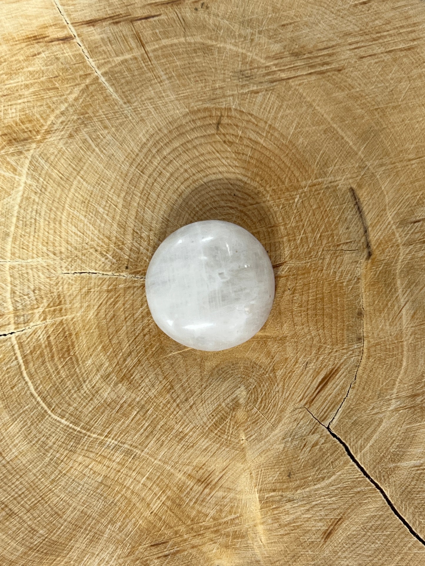 Pierre de Lune n°5 (1,9cm de diamètre)