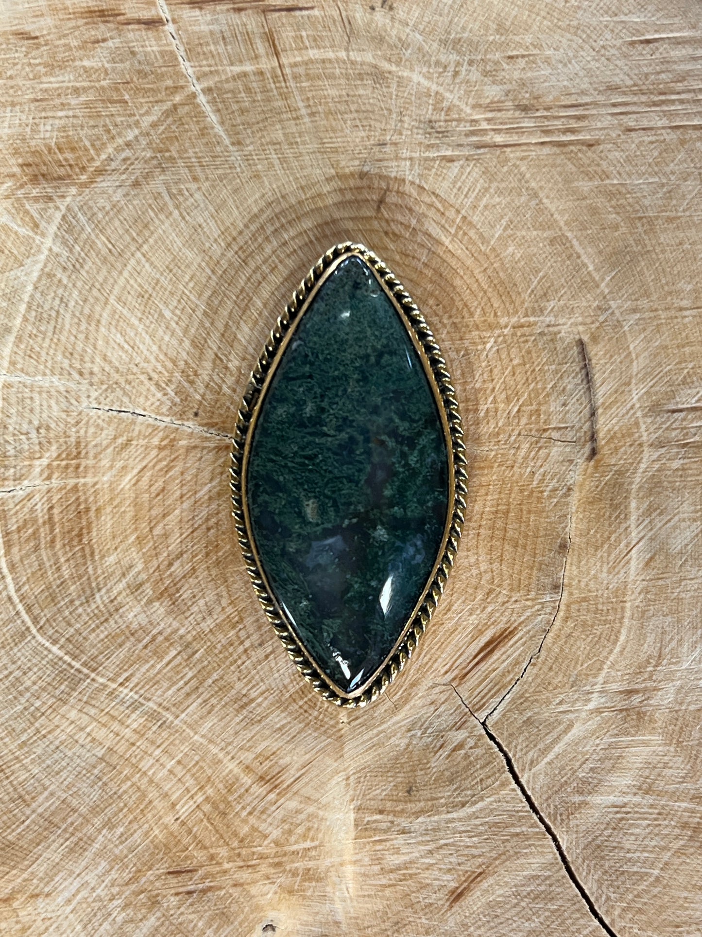 Agate sertie dorée n°D10 (3,9cm x 2cm)
