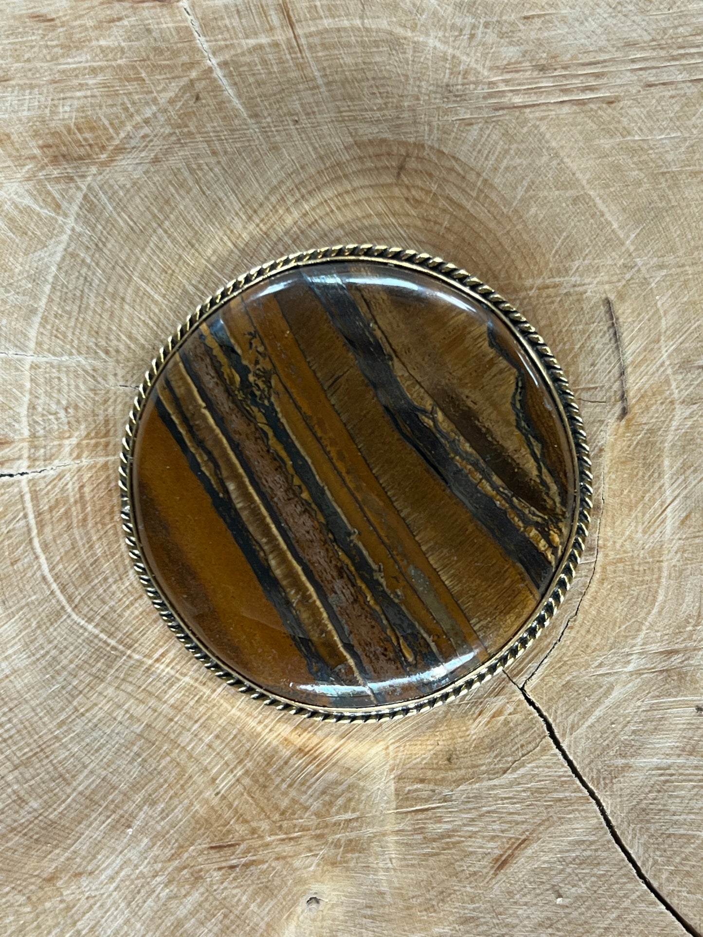 Oeil de Tigre sertie doré n°D4 (3,8cm de diamètre)