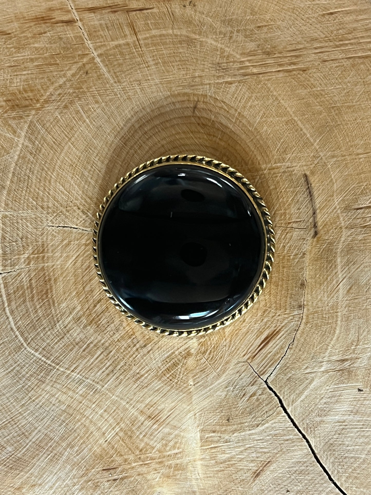 Onyx Noire sertie doré n°D4 (2,8cm de diamètre)