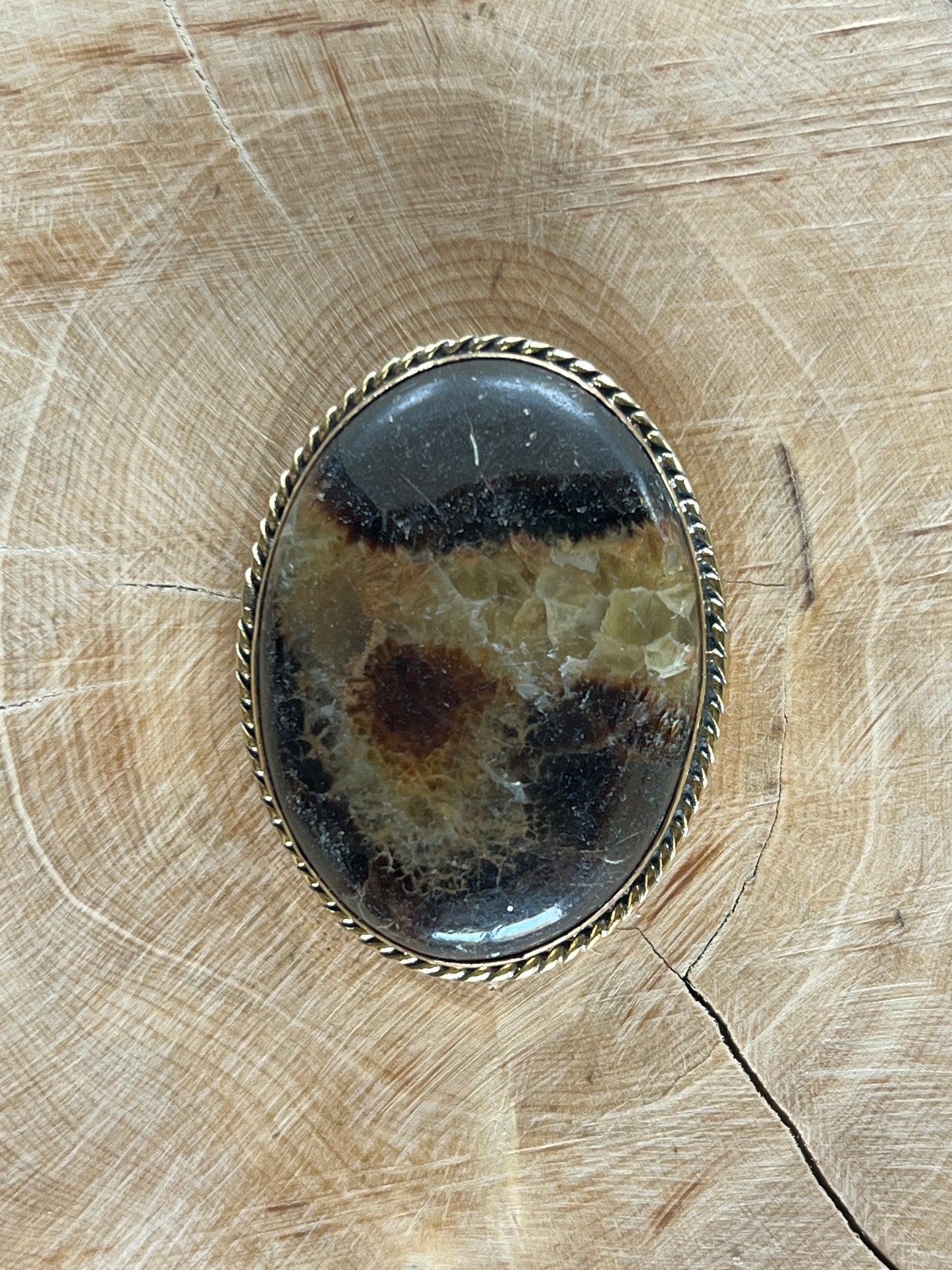 Septaria jaune sertie doré n°D4 (3,9cm x 3cm)
