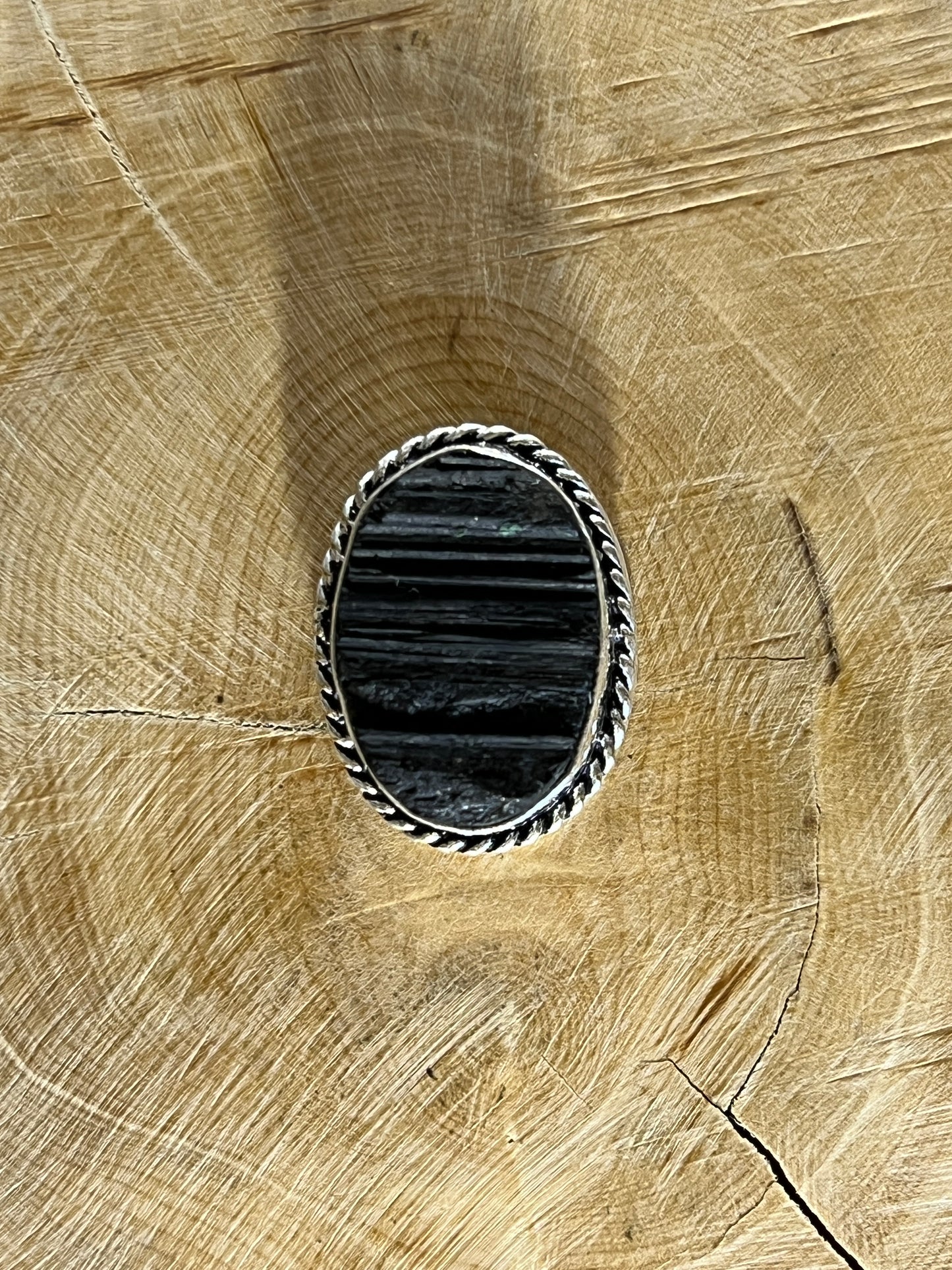 Tourmaline sertie argenté n°A1 (2,3 cm x 1,7cm)
