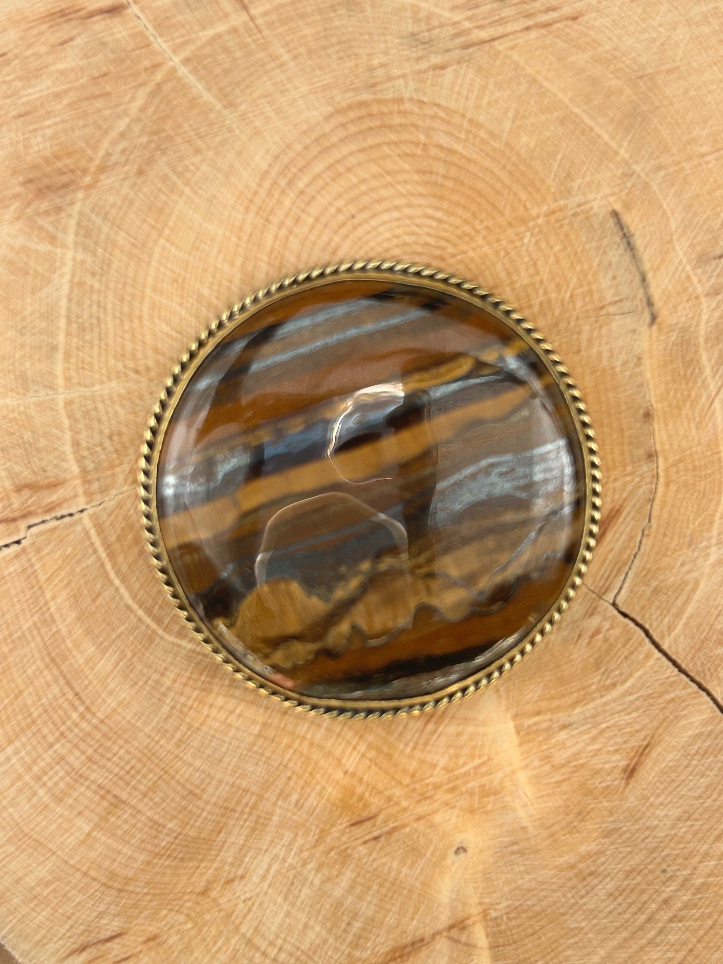 Oeil de Tigre sertie doré n°D2 (3,8cm de diamètre)