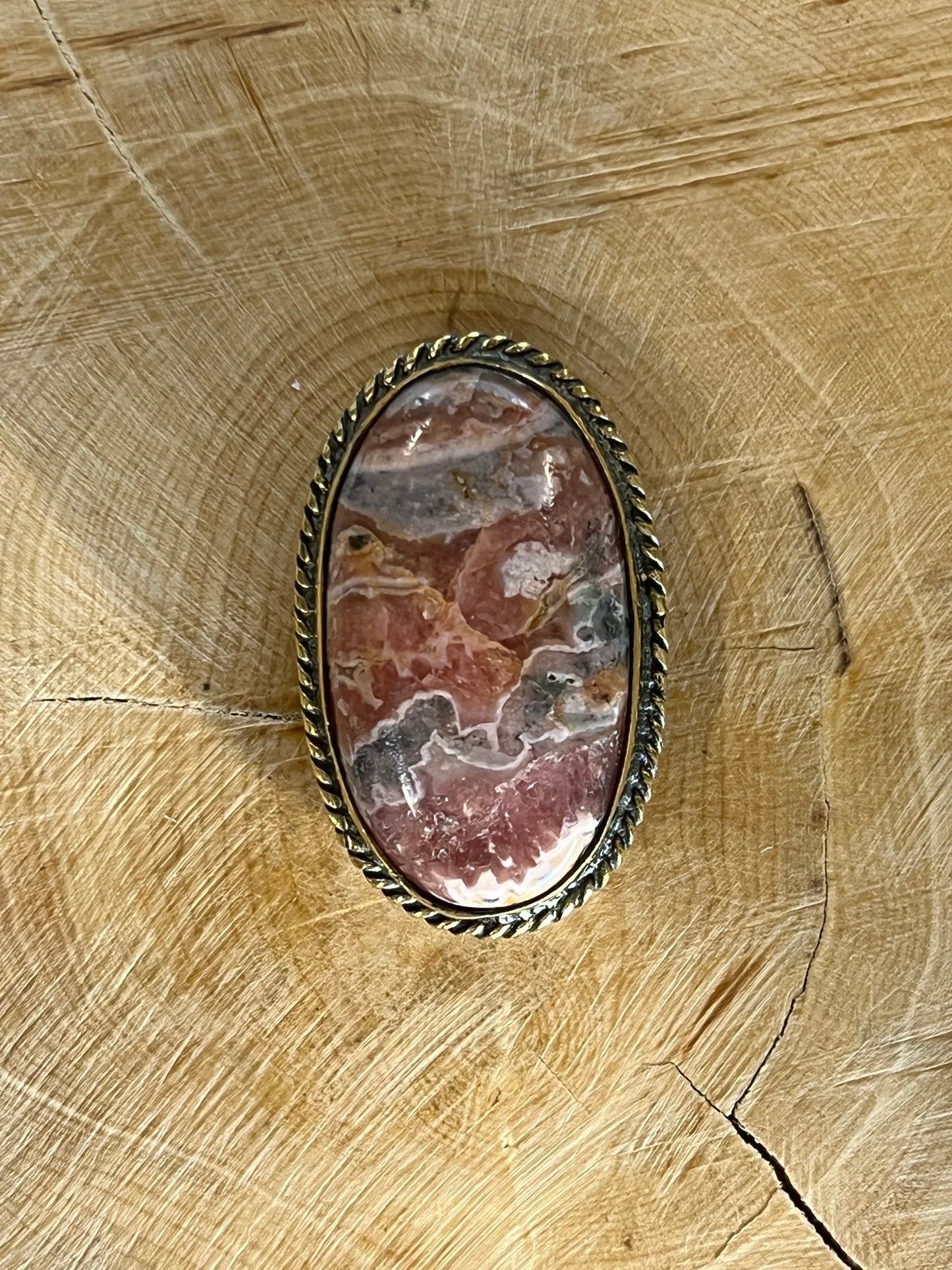 Rhodochrosite sertie doré n°D4 (3cm x 1,9cm)