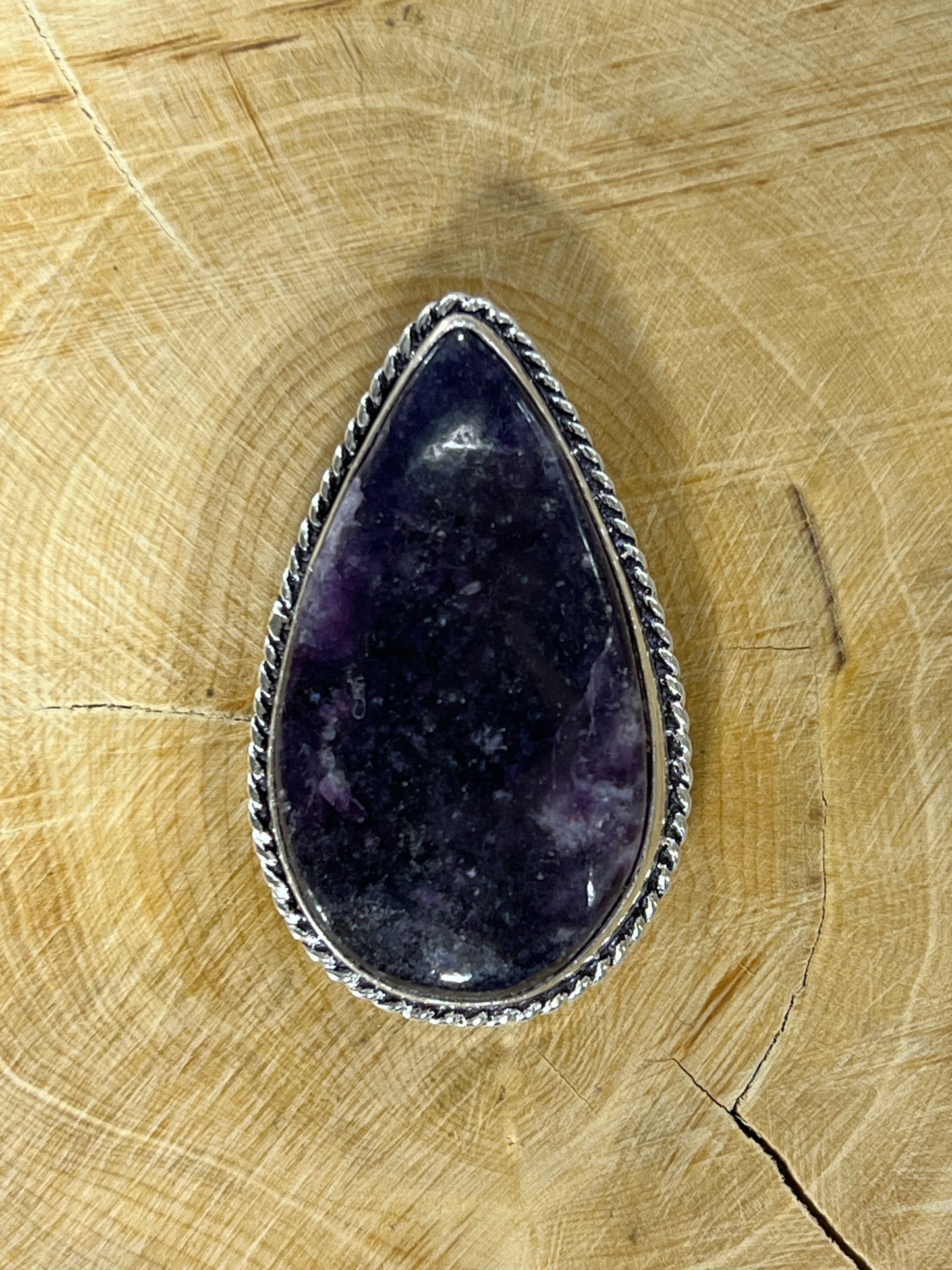 Lépidolite sertie argenté n°A2 (3,8cm x 2,3cm)