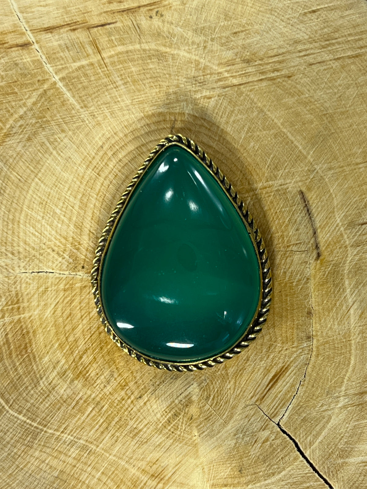 Onyx Verte sertie doré n°D3 (3,3cm x 2,5cm)