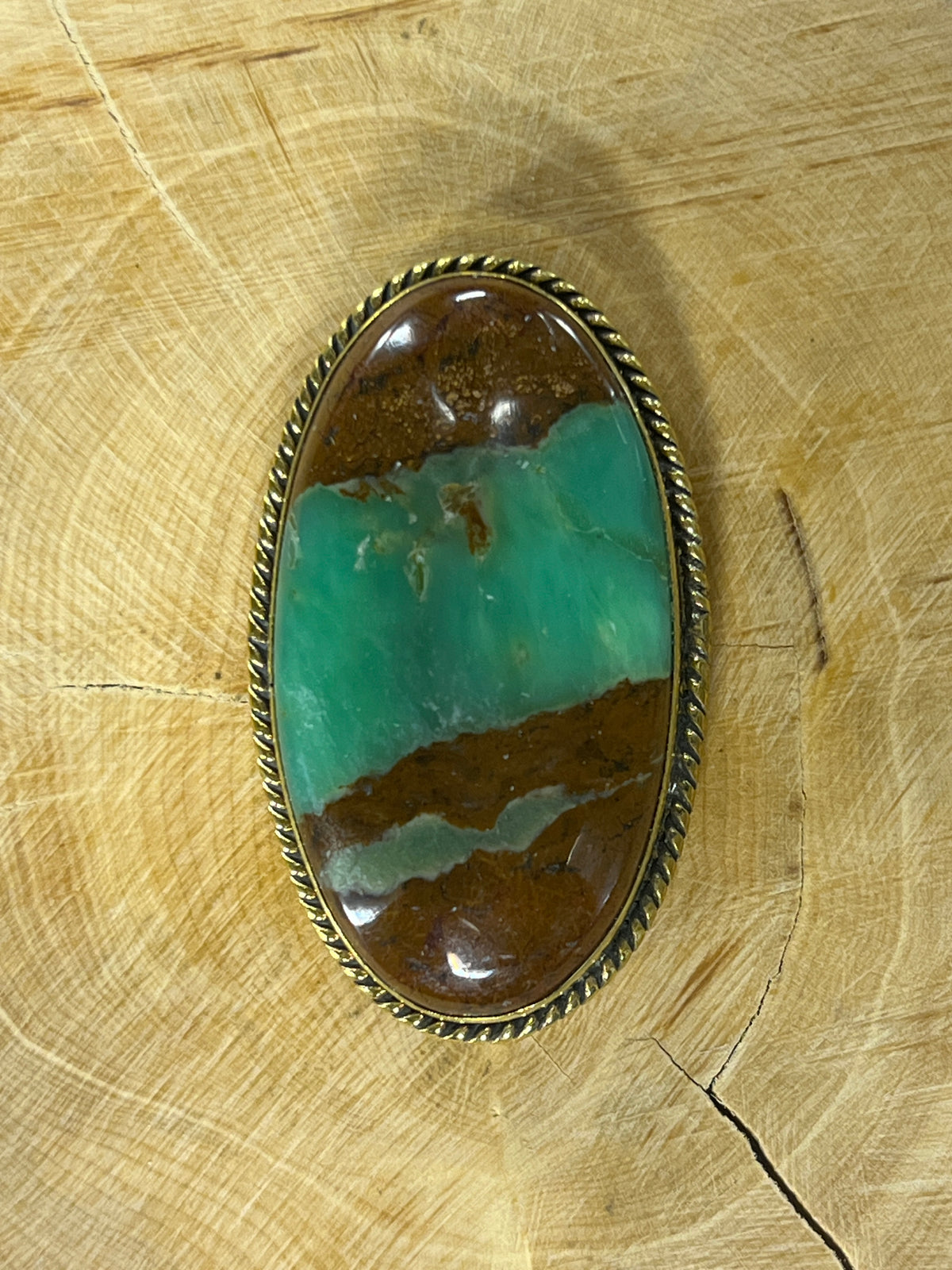 Chrysoprase sertie doré n°D3 (4,2cm x 2,4cm)