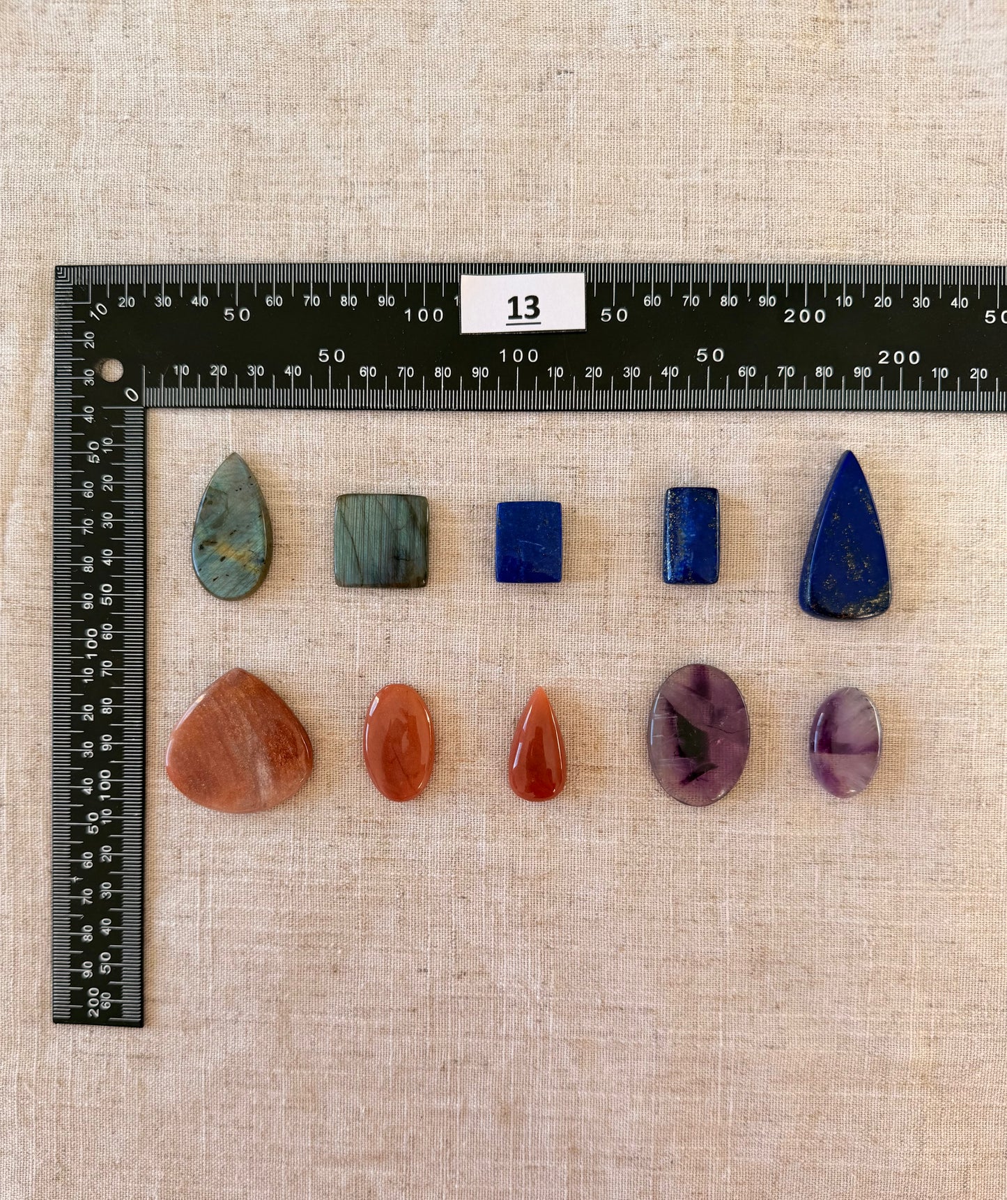 Lot de 10 pierres - N°13
