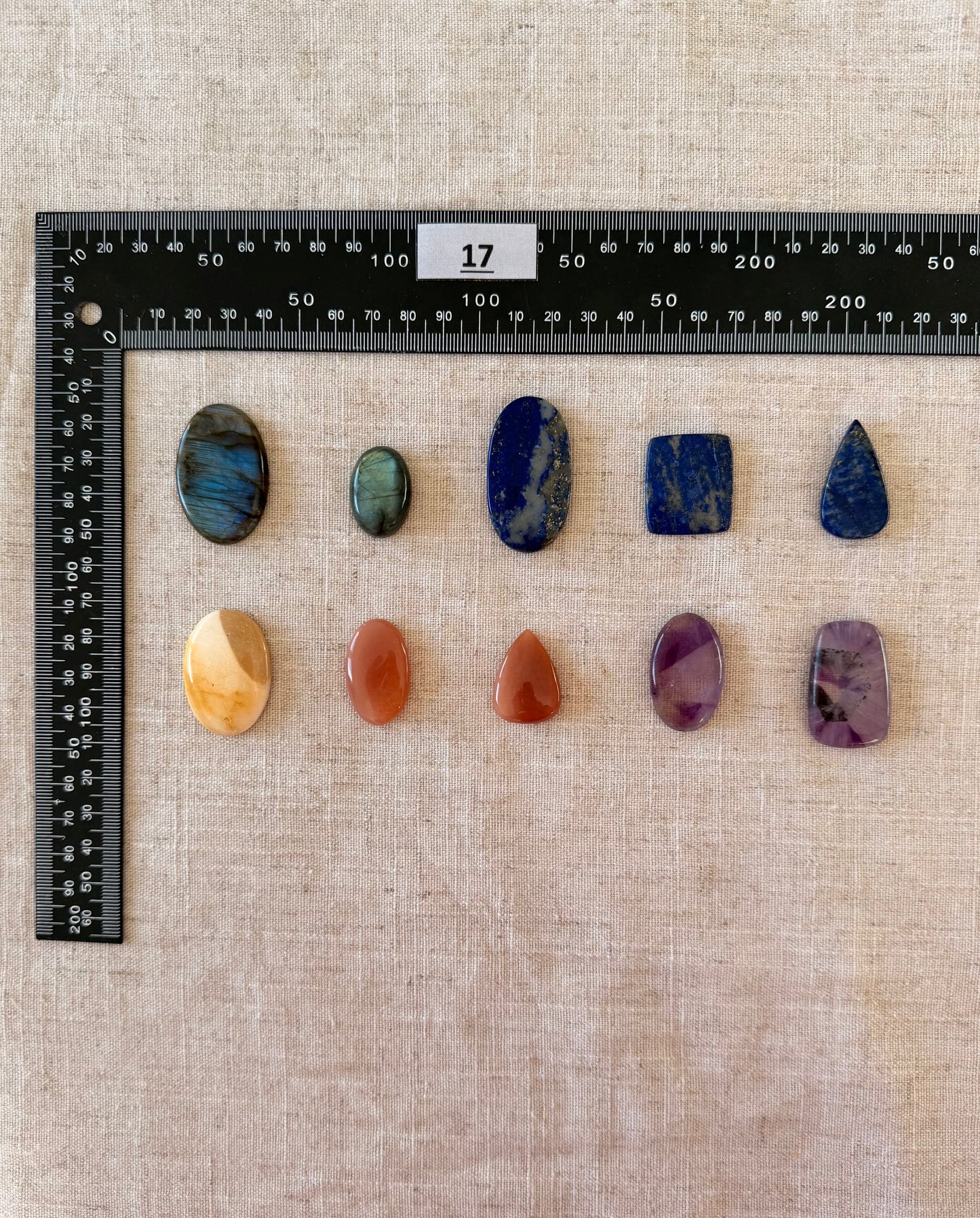 Lot de 10 pierres - N°17