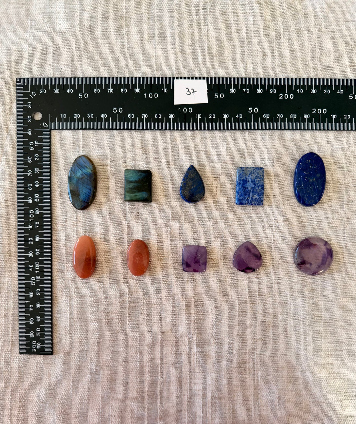 Lot de 10 pierres - N°37