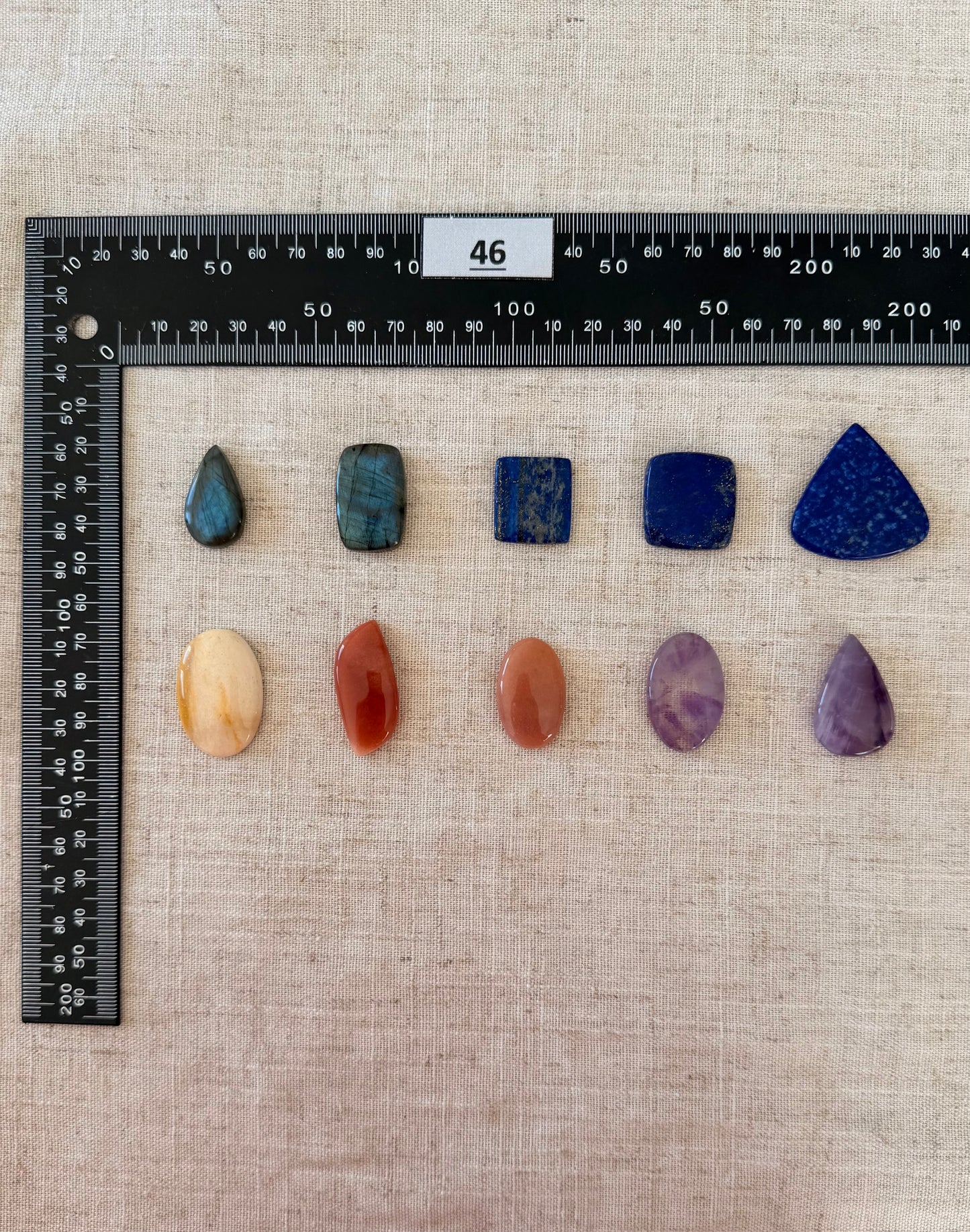 Lot de 10 pierres - N°46