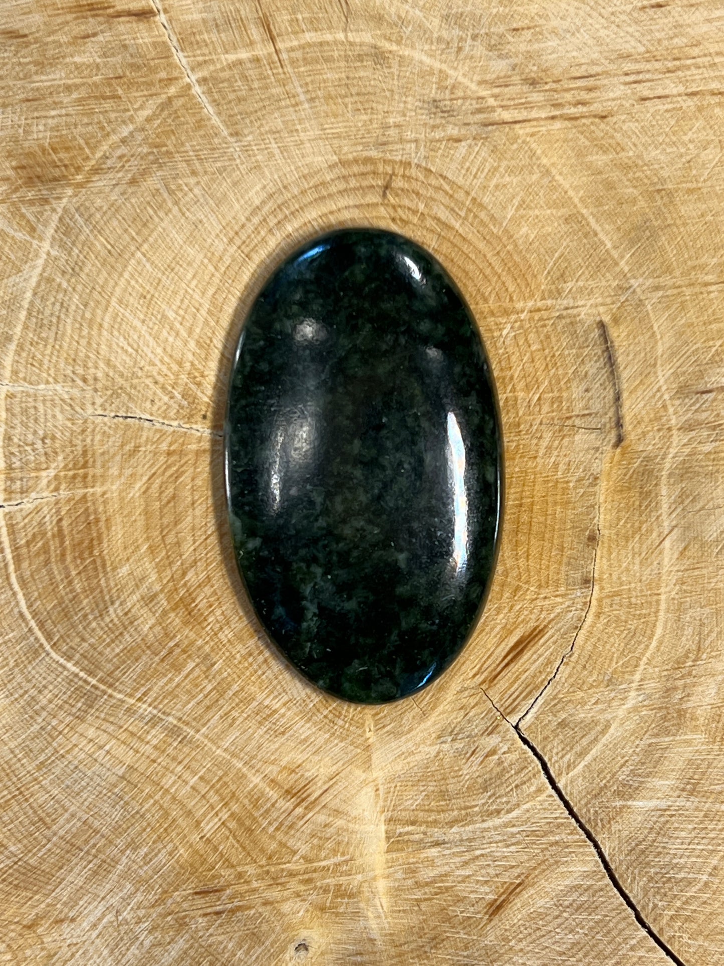 Jade Vert n°4 (3,8cm x 2,2cm)