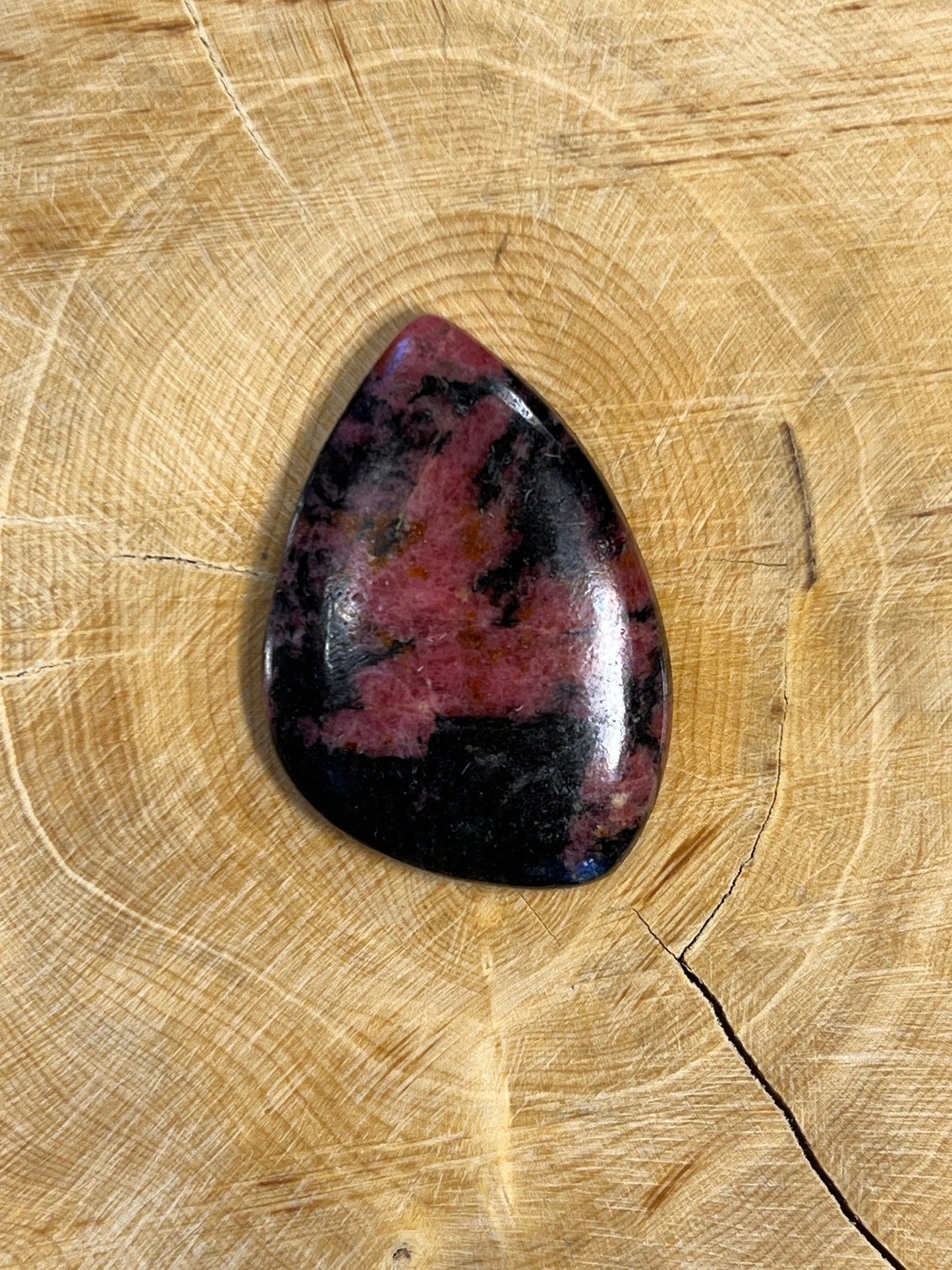 Rhodonite n°3 (3,5cm x 2,5cm)