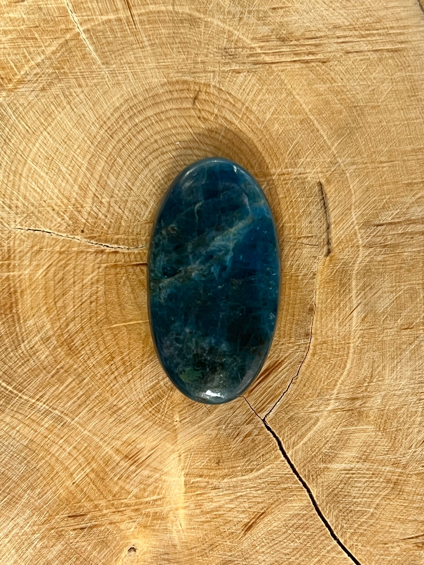 Apatite n°1 (3,4 cm x 2,9 cm)