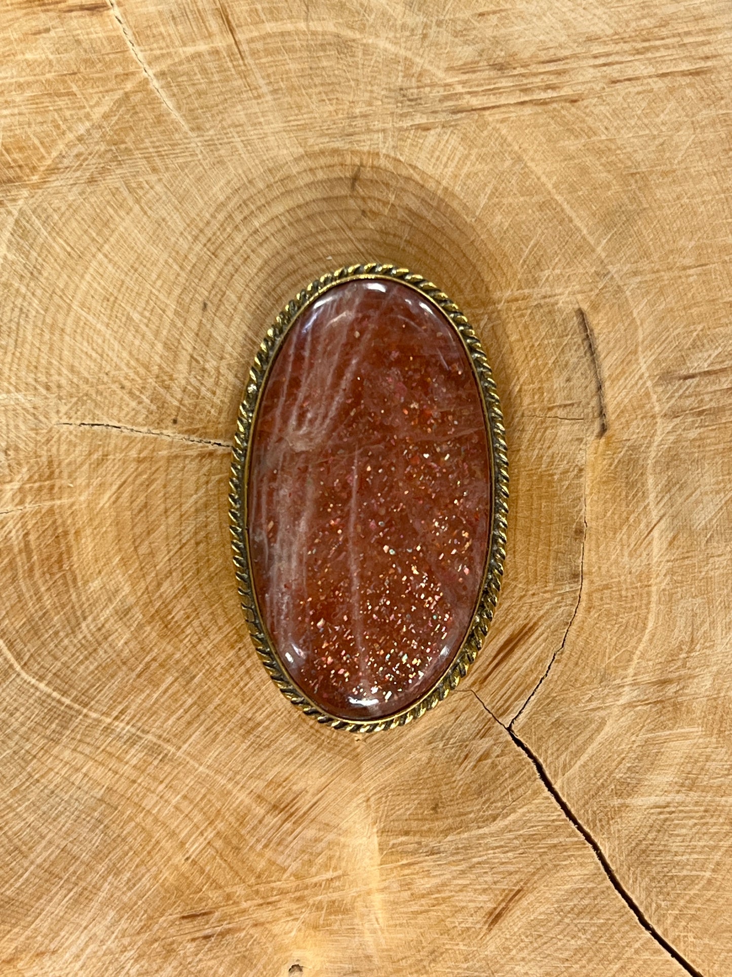 Pierre de soleil sertie doré n°D7 (3,6cm x 2,2cm)