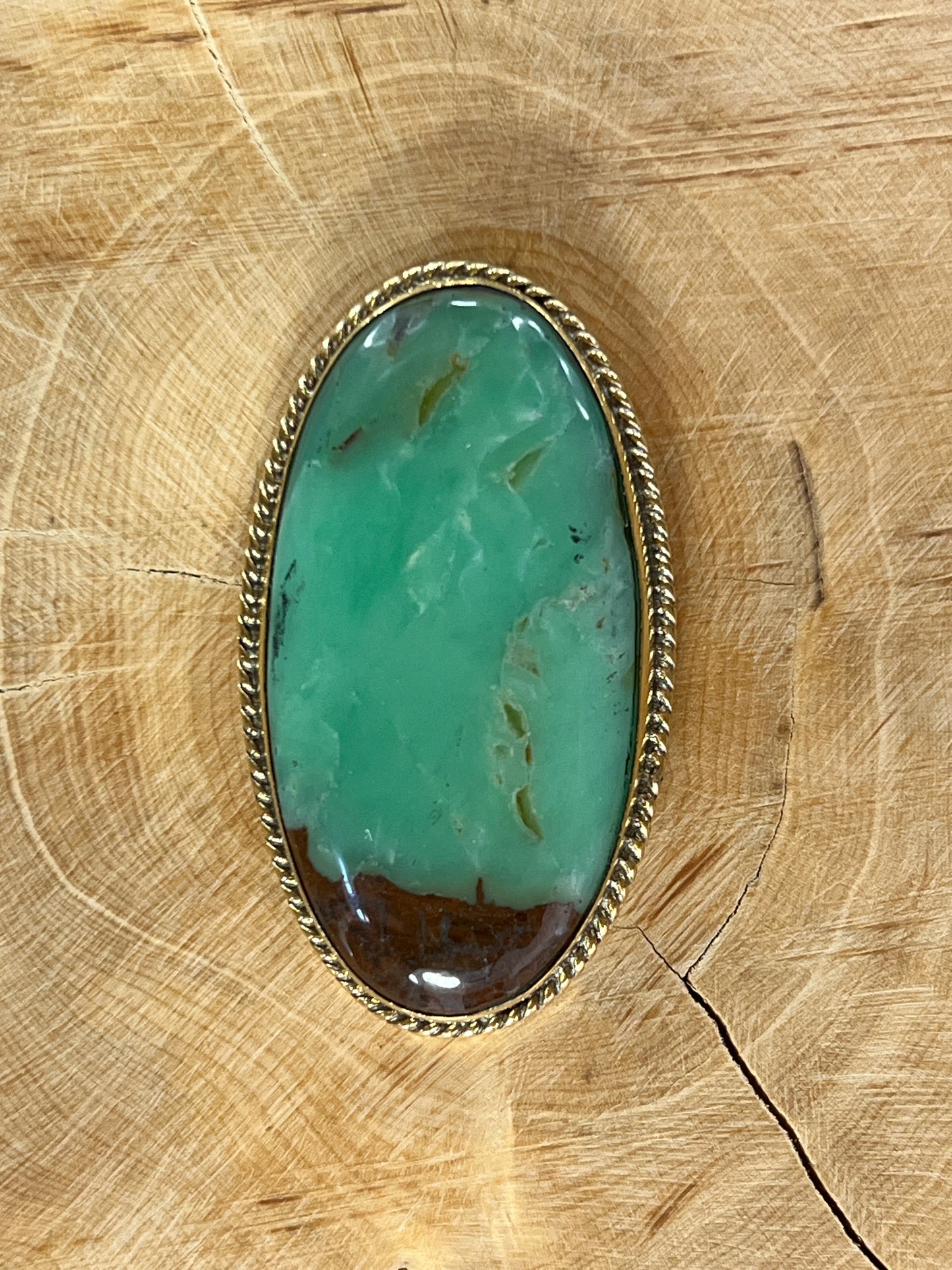Chrysoprase sertie doré n°D5 (4,7cm x 2,6cm)