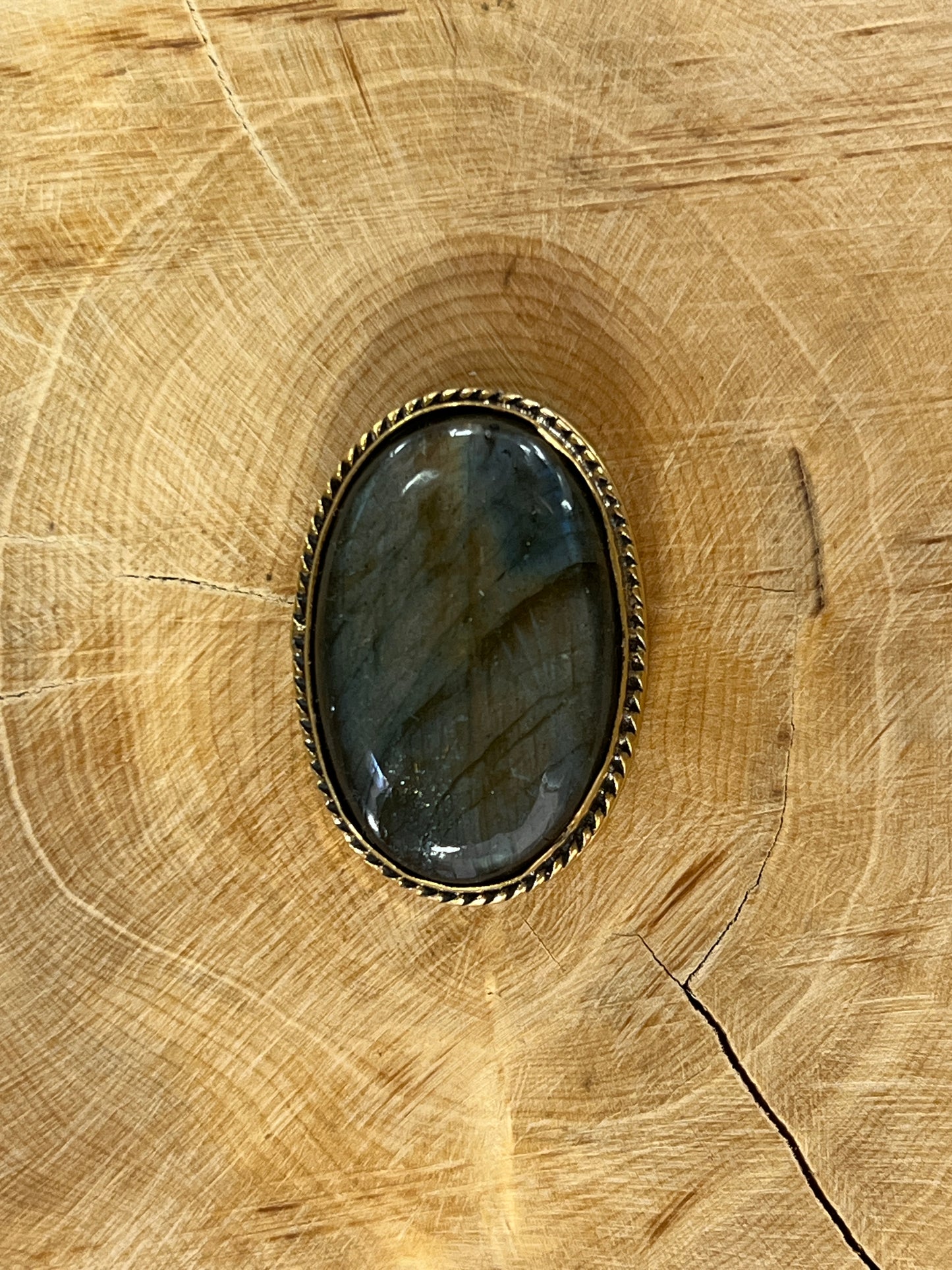 Labradorite sertie doré n°D5 (3,2cm x 2,1cm)
