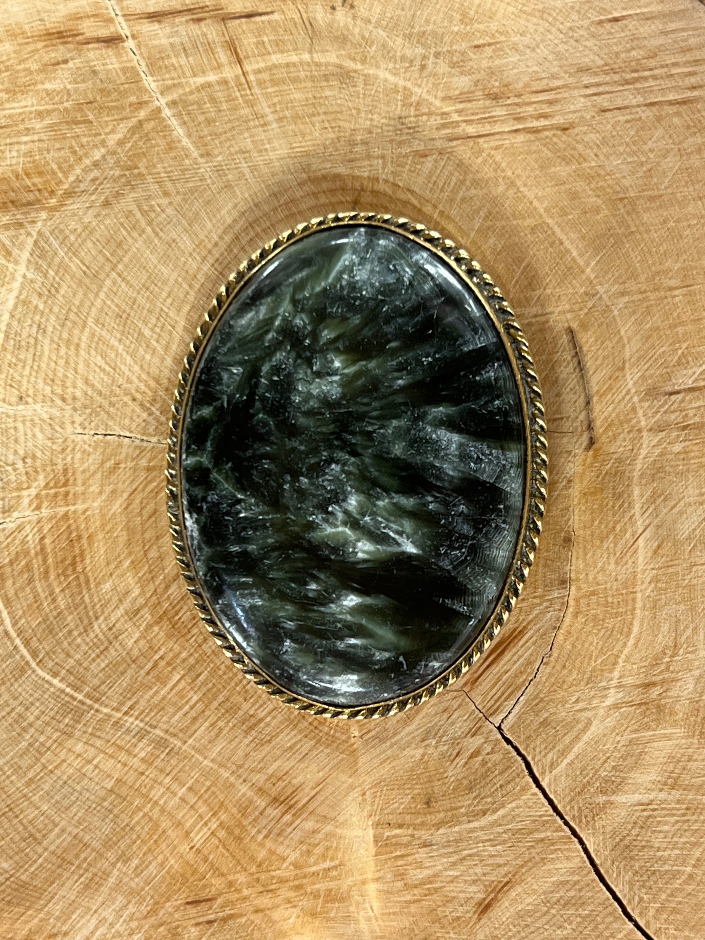 Séraphinite sertie doré n°D1 (4,1cm x 3,1cm)