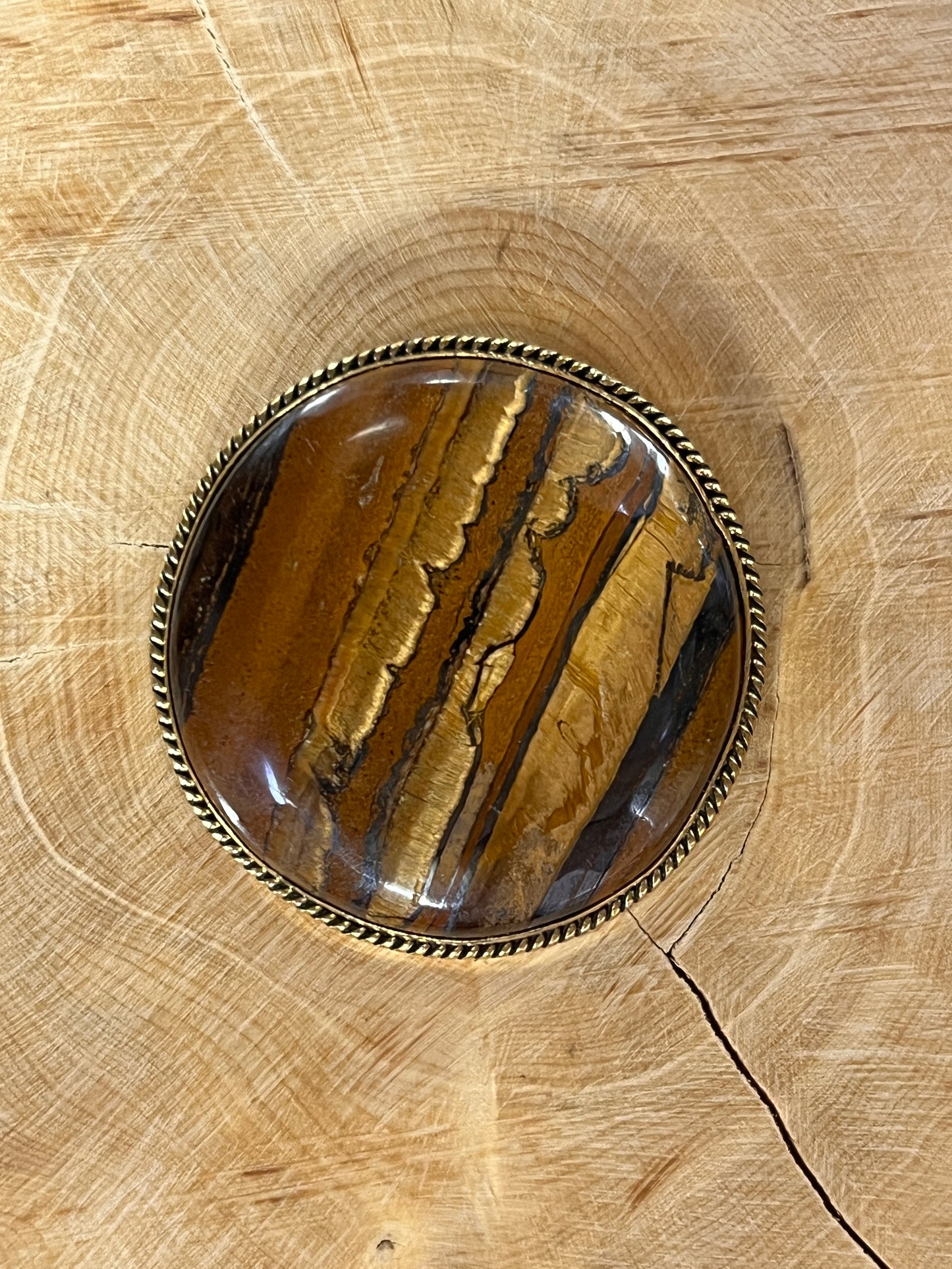 Oeil de Tigre sertie doré n°D9 (3,7cm de diamètre)