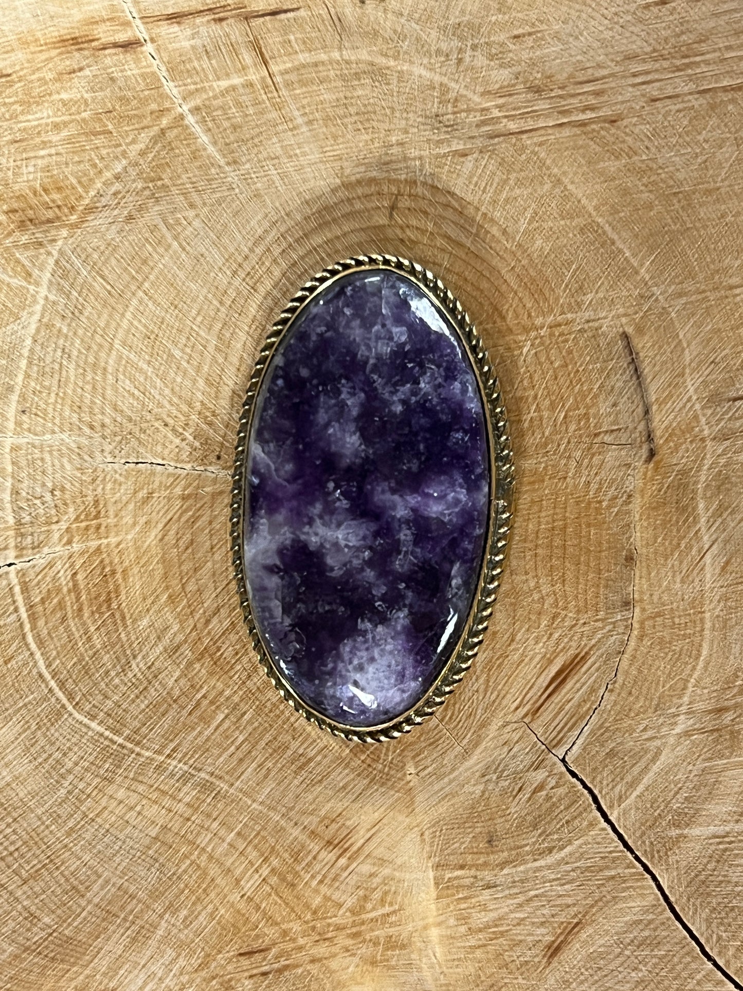 Lépidolite sertie doré n°D1 (3,8cm x 2,2cm)