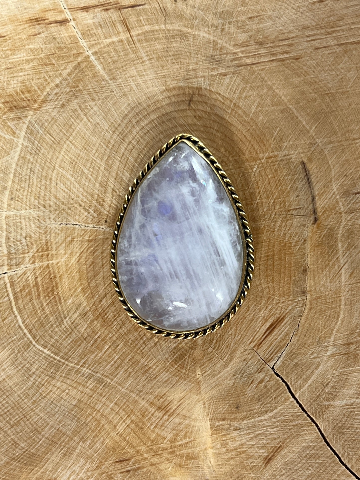 Pierre de lune sertie doré n°D5 (3,3cm x 2,3cm)