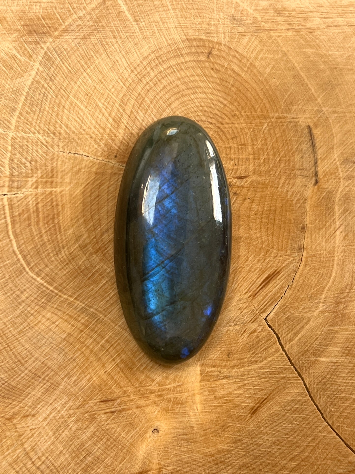 Labradorite Bleue n°7 (4cm x 1,8cm)