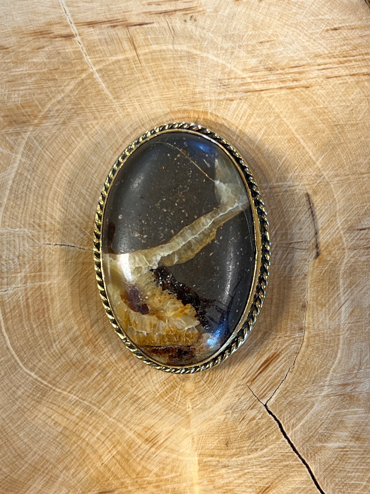 Septaria jaune sertie doré n°D1 (3,9cm x 2,7cm)
