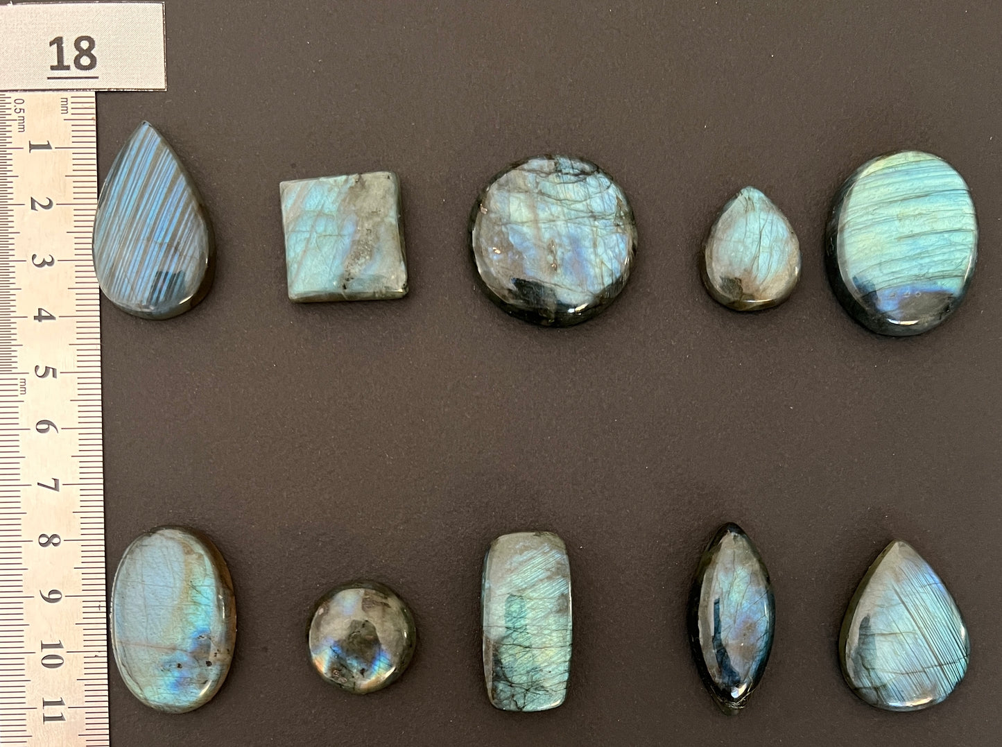 Lot n°18 - 10 Labradorites | Formes et tailles variées