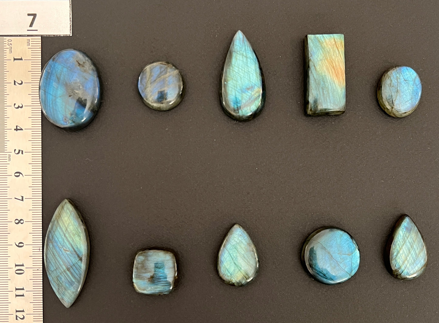 Lot n°7 - 10 Labradorites | Formes et tailles variées