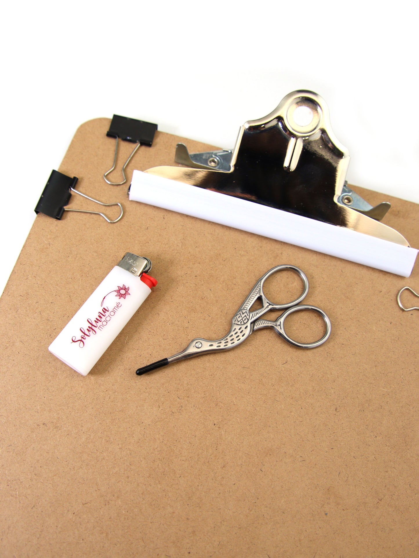 Kit de démarrage – Outils essentiels pour débuter le micro-macramé