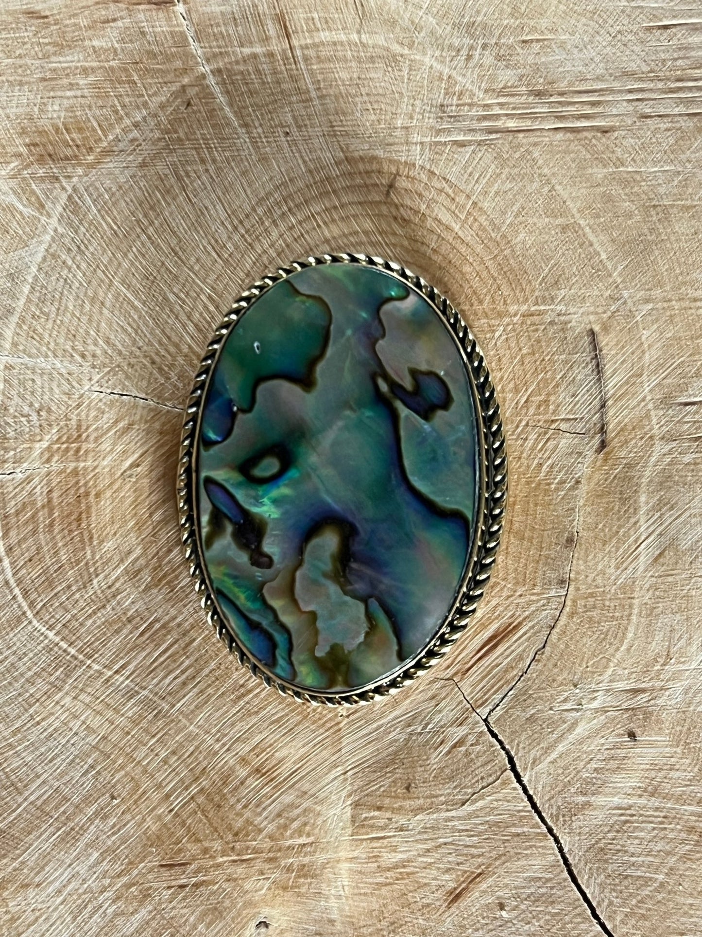 Abalone Shell sertie doré n°D3 (3,7cm x 2,7cm) - Solyluna Macramé
