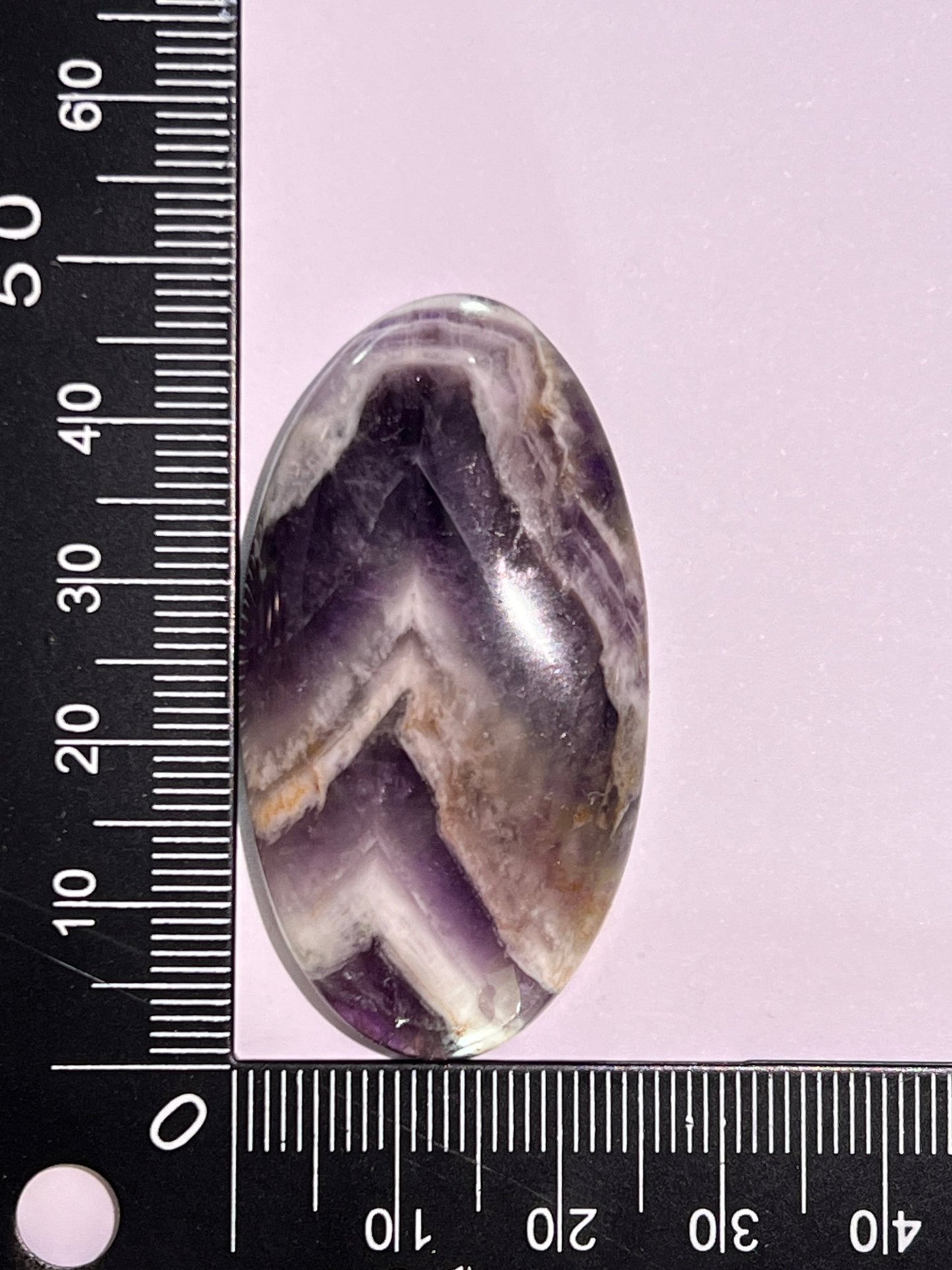 Améthyste Chevron n°2 (4,7cm x 2,5cm) - Solyluna Macramé