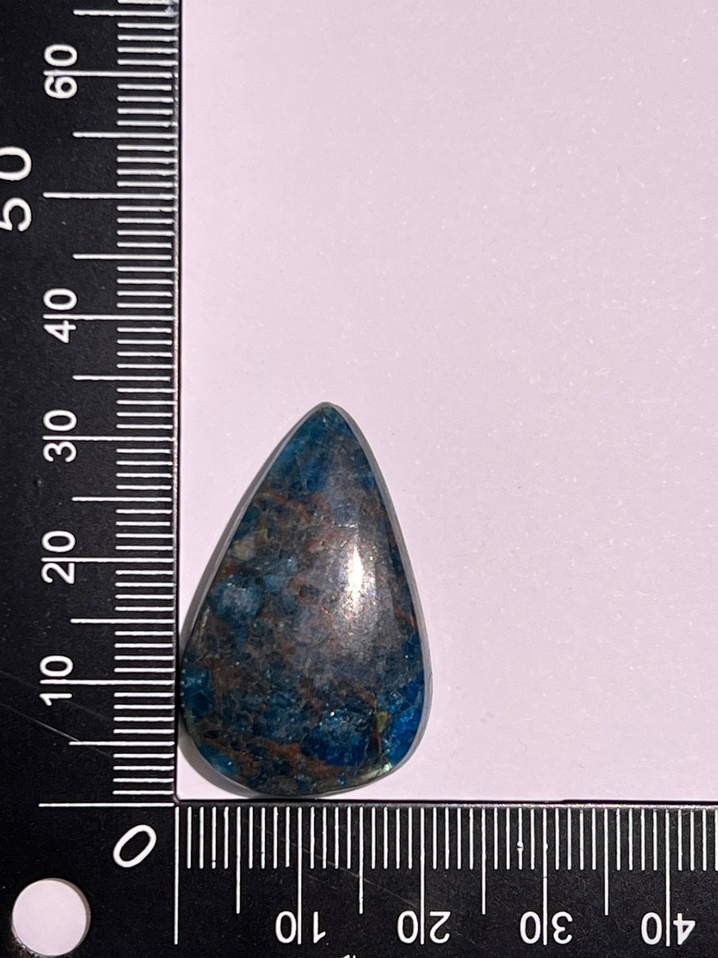 Apatite n°2 (3,2cm x 2,1cm) - Solyluna Macramé