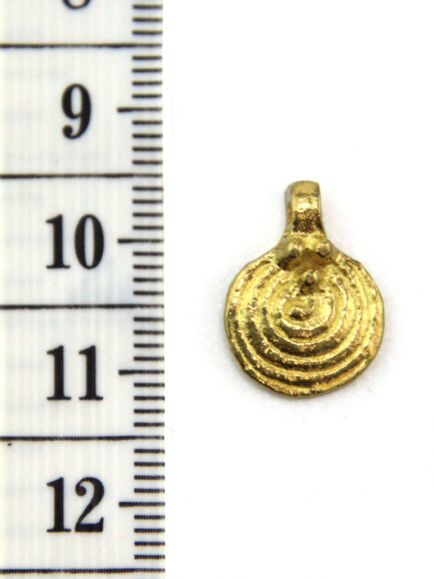 Charm rond spirale indien laiton 17 mm - Solyluna Macramé