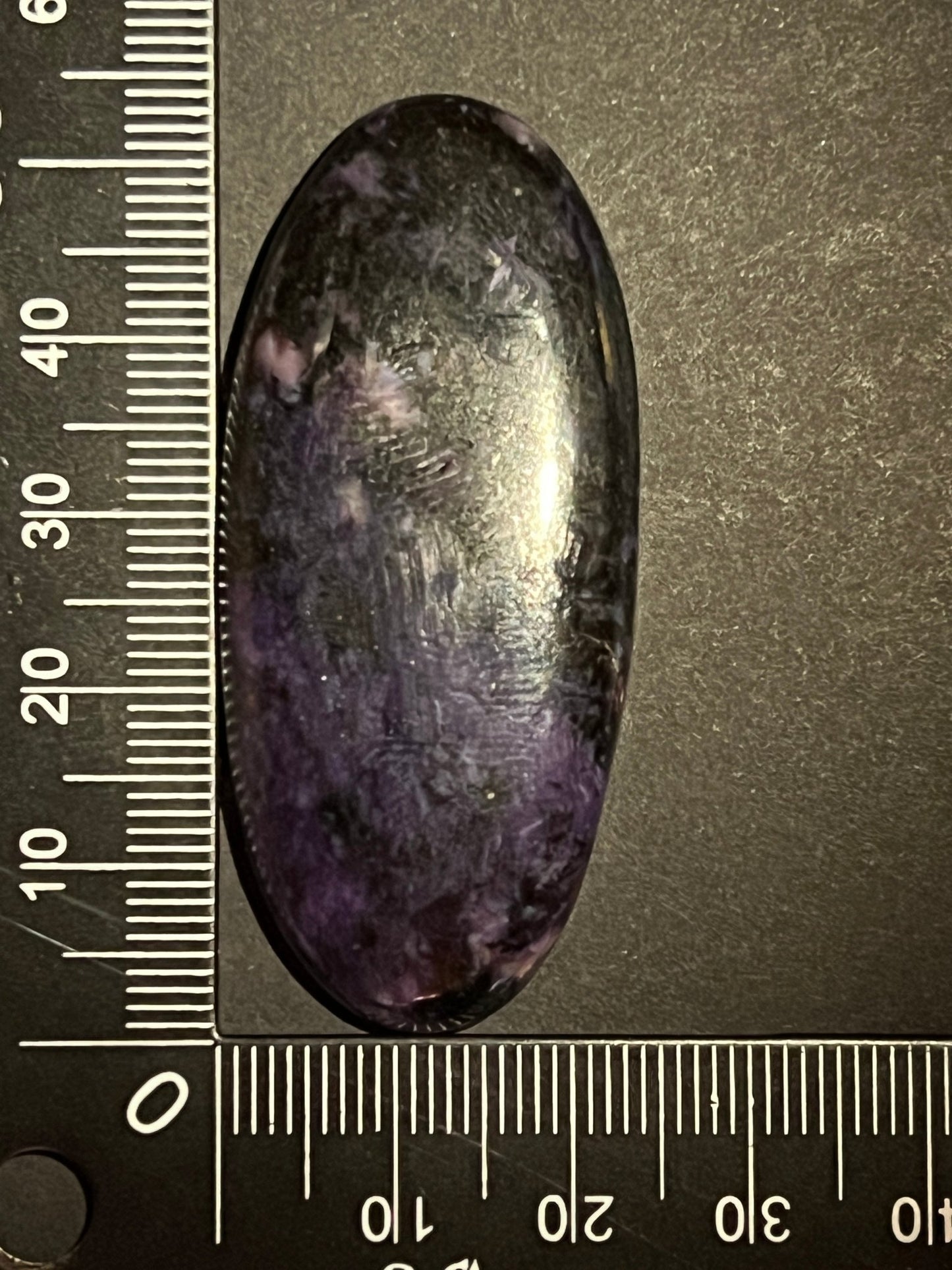 Charoïte n°3 (5,3cm x 2,3cm) - Solyluna Macramé