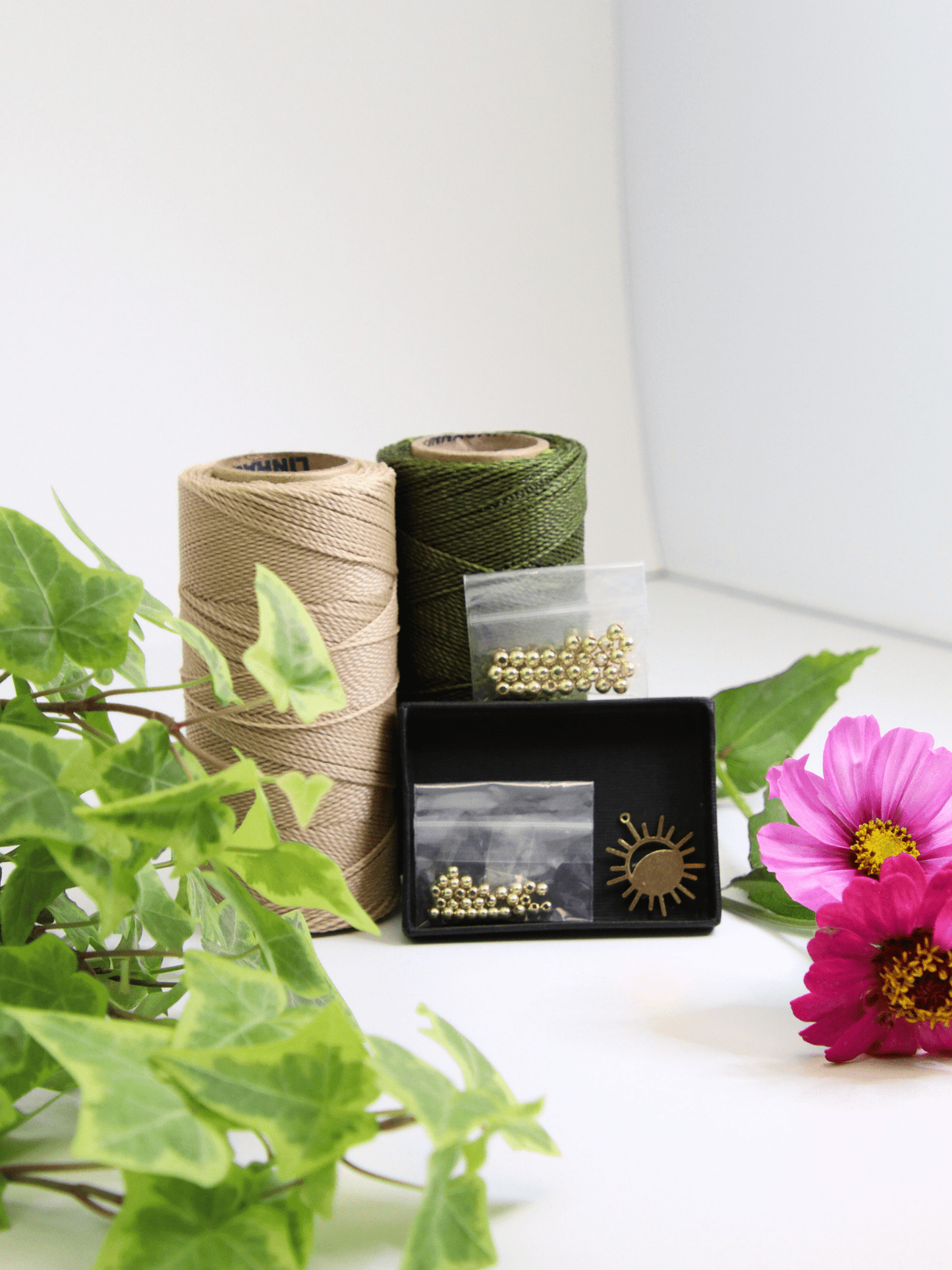 Chevillère Élia - Le Livre Solyluna - Solyluna Macramé