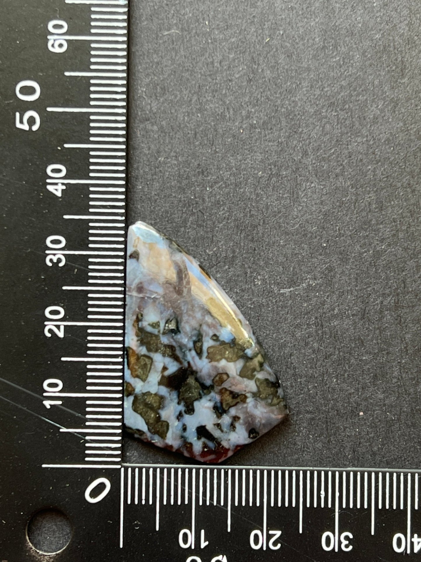 Gabbro n°4 (3,5cm x 2,5cm) - Solyluna Macramé