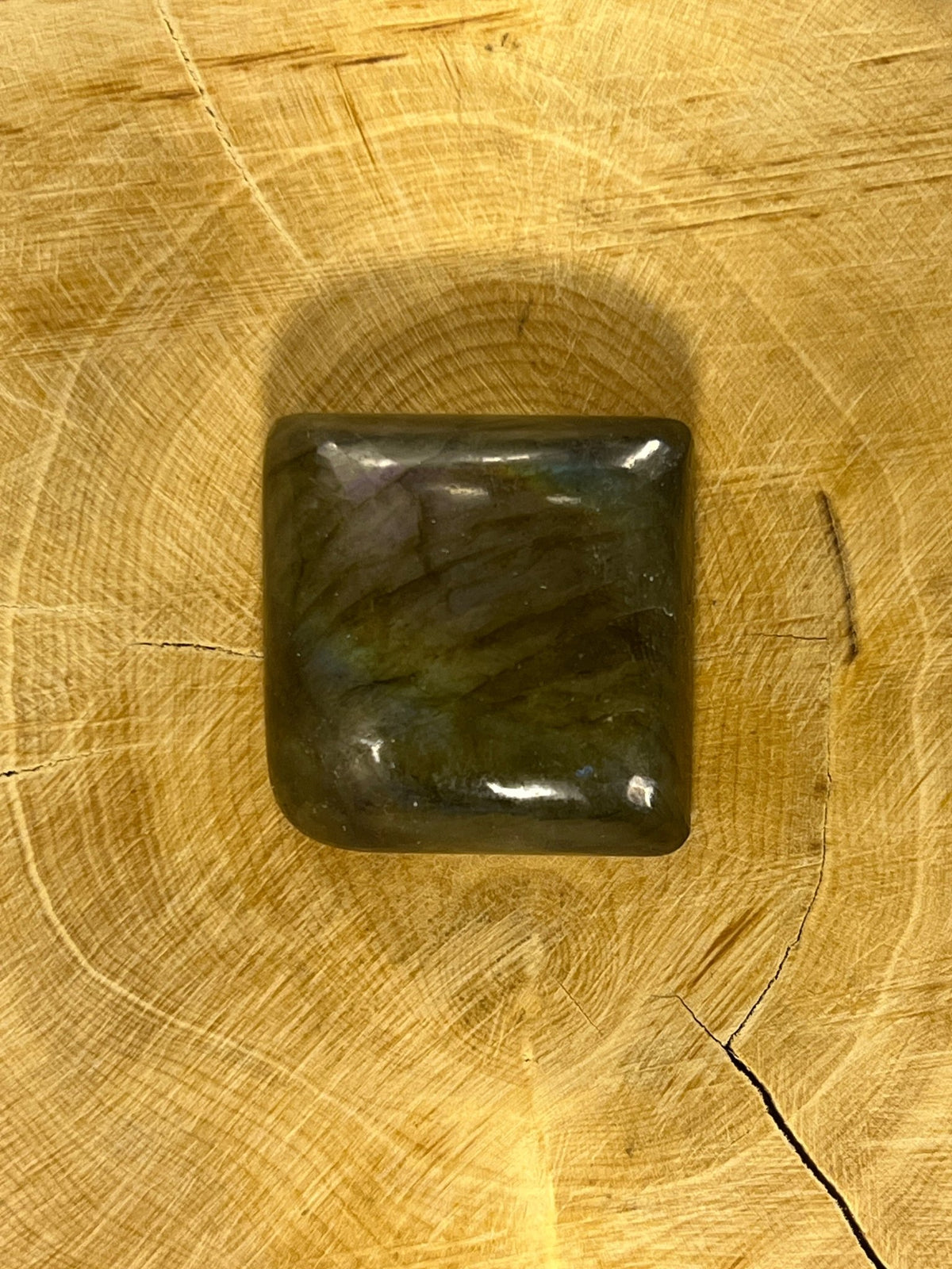 Labradorite n°3 (2,6cm x 2,5cm) - Solyluna Macramé