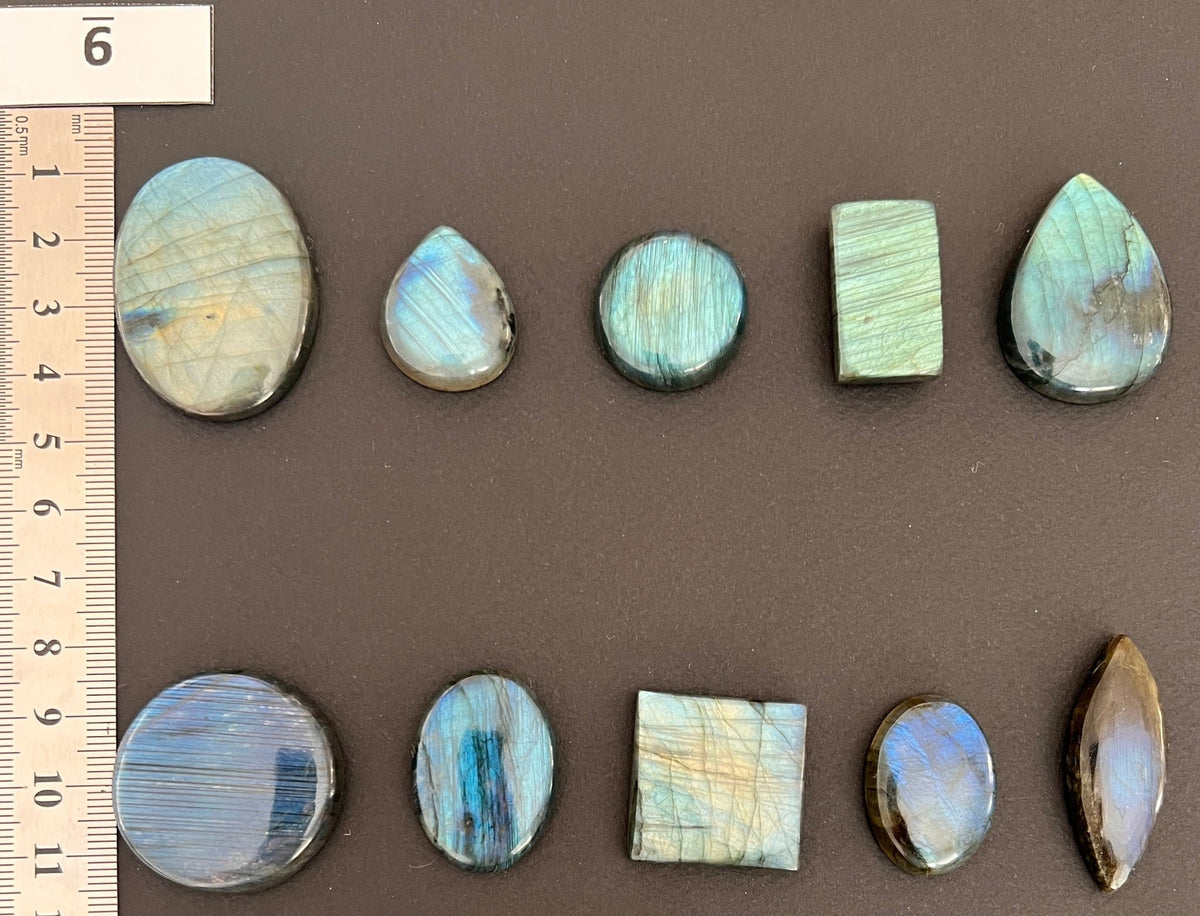 Lot n°6 - 10 Labradorites | Formes et tailles variées - Solyluna Macramé