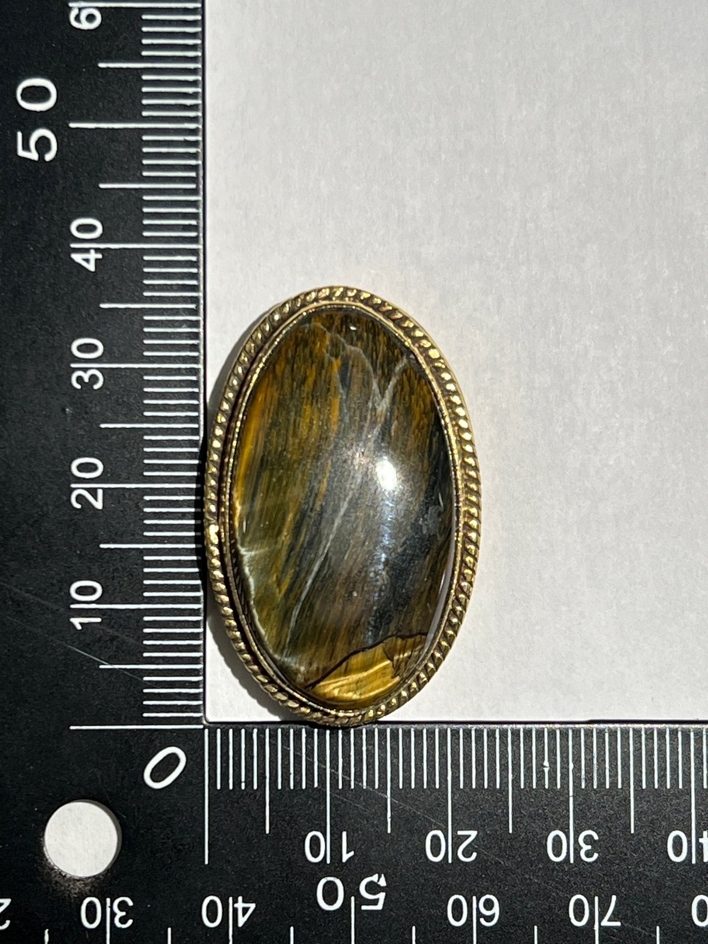 Oeil de Tigre sertie doré n°D2 (3,6cm x 2,3cm) - Solyluna Macramé