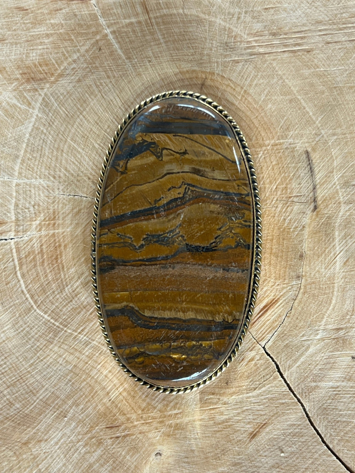 Oeil de Tigre sertie doré n°D10 (5cm x 2,8cm) - Solyluna Macramé