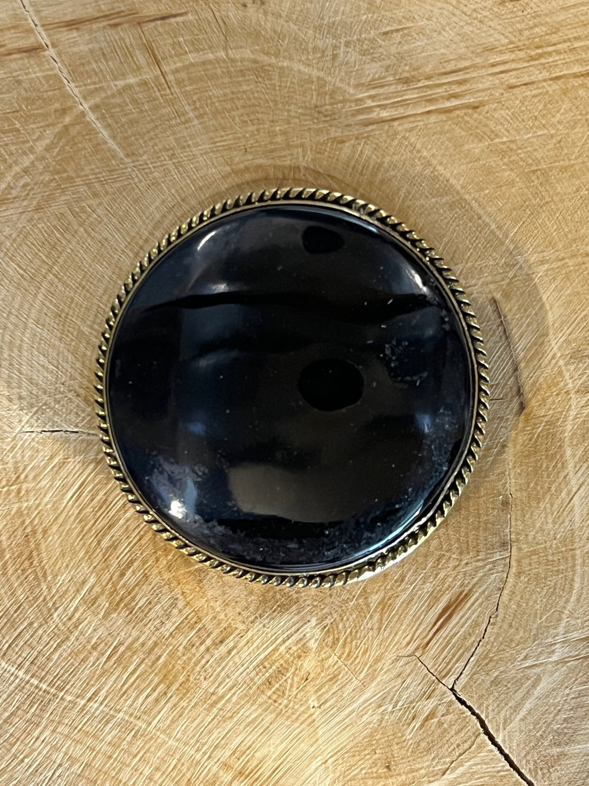 Onyx Noire sertie doré n°D1 (3,3cm x 3,3cm) - Solyluna Macramé