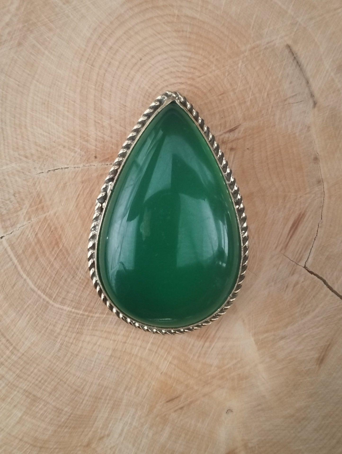 Onyx Verte sertie doré n°D4 (3,6cm x 2,4cm) - Solyluna Macramé