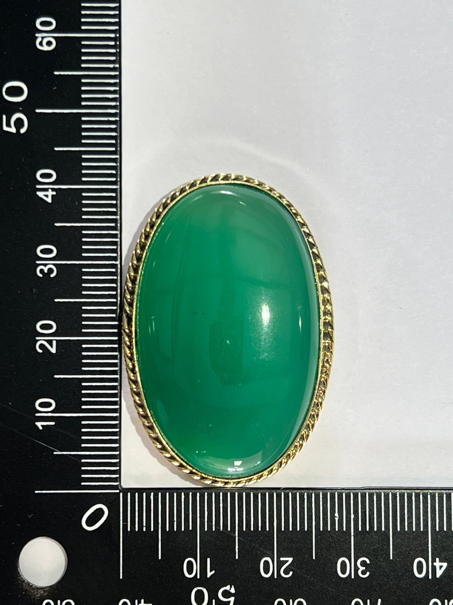 Onyx Verte sertie doré n°D5 (4,1cm x 2,8cm) - Solyluna Macramé