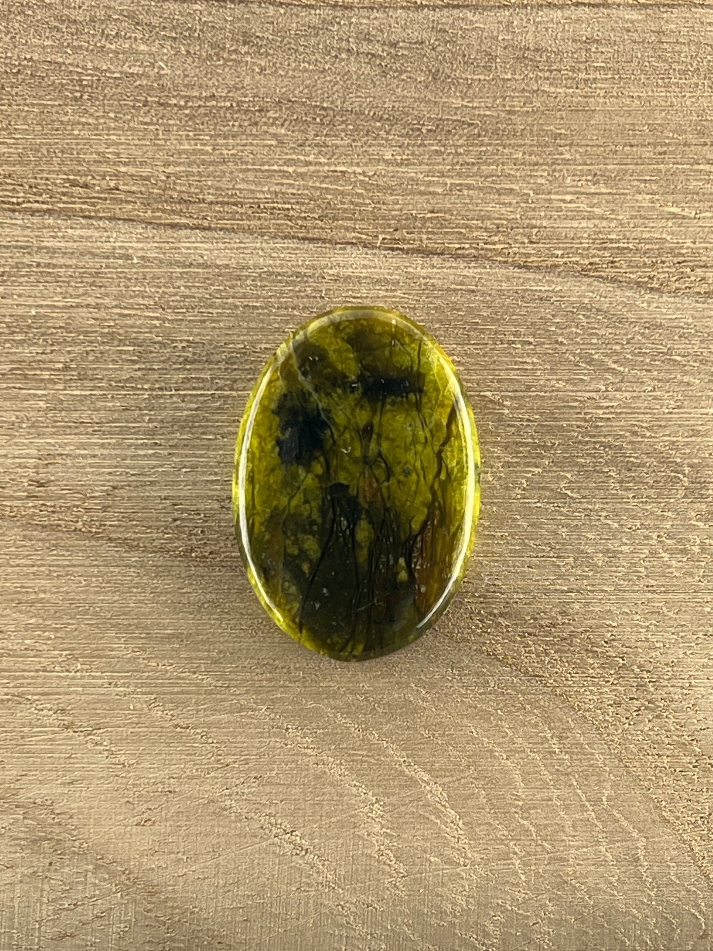 Opale Verte n°3 (3cm x 2,1cm) - Solyluna Macramé