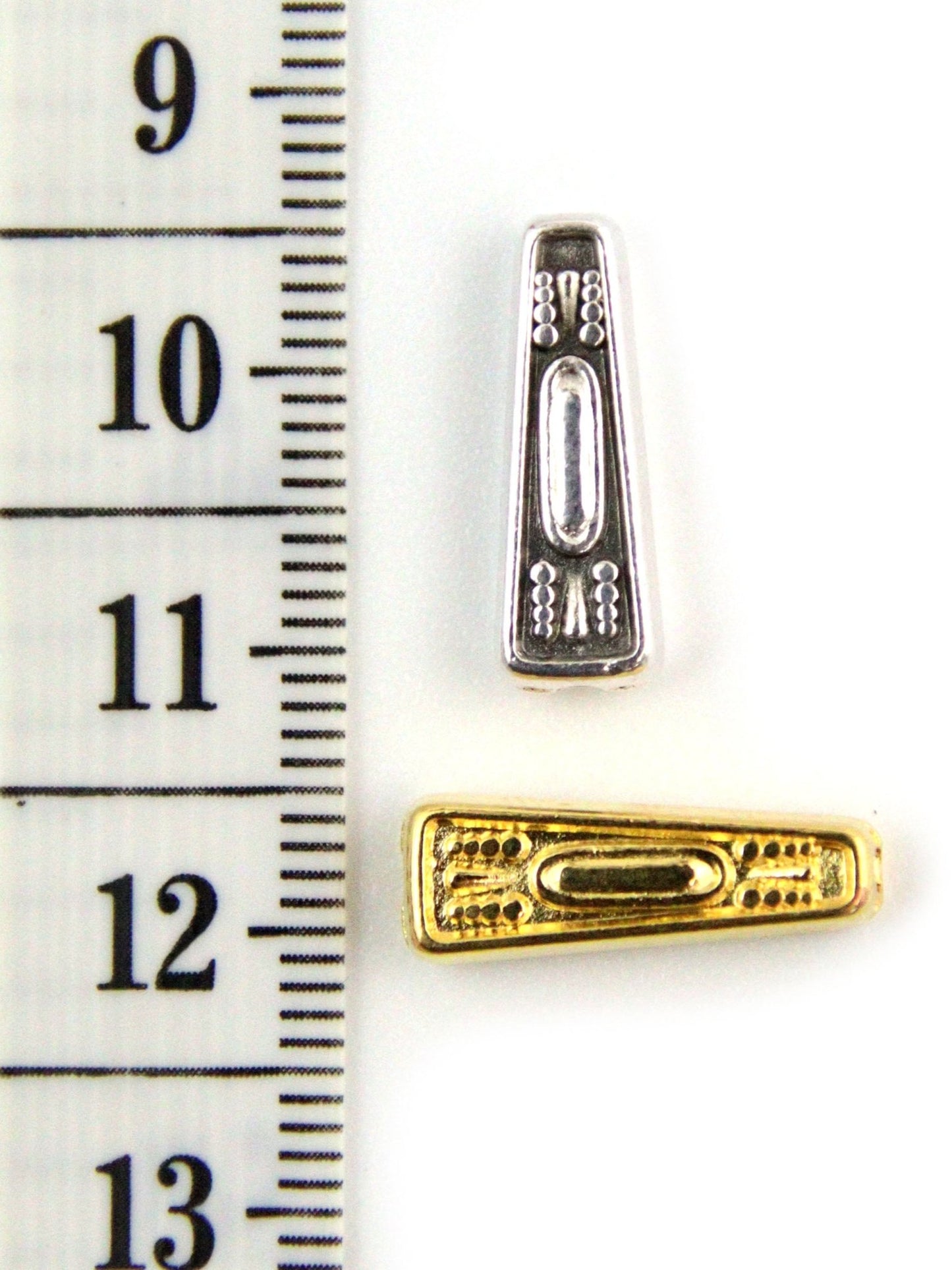 Pendentif trapèze gravé 15 mm - Solyluna Macramé