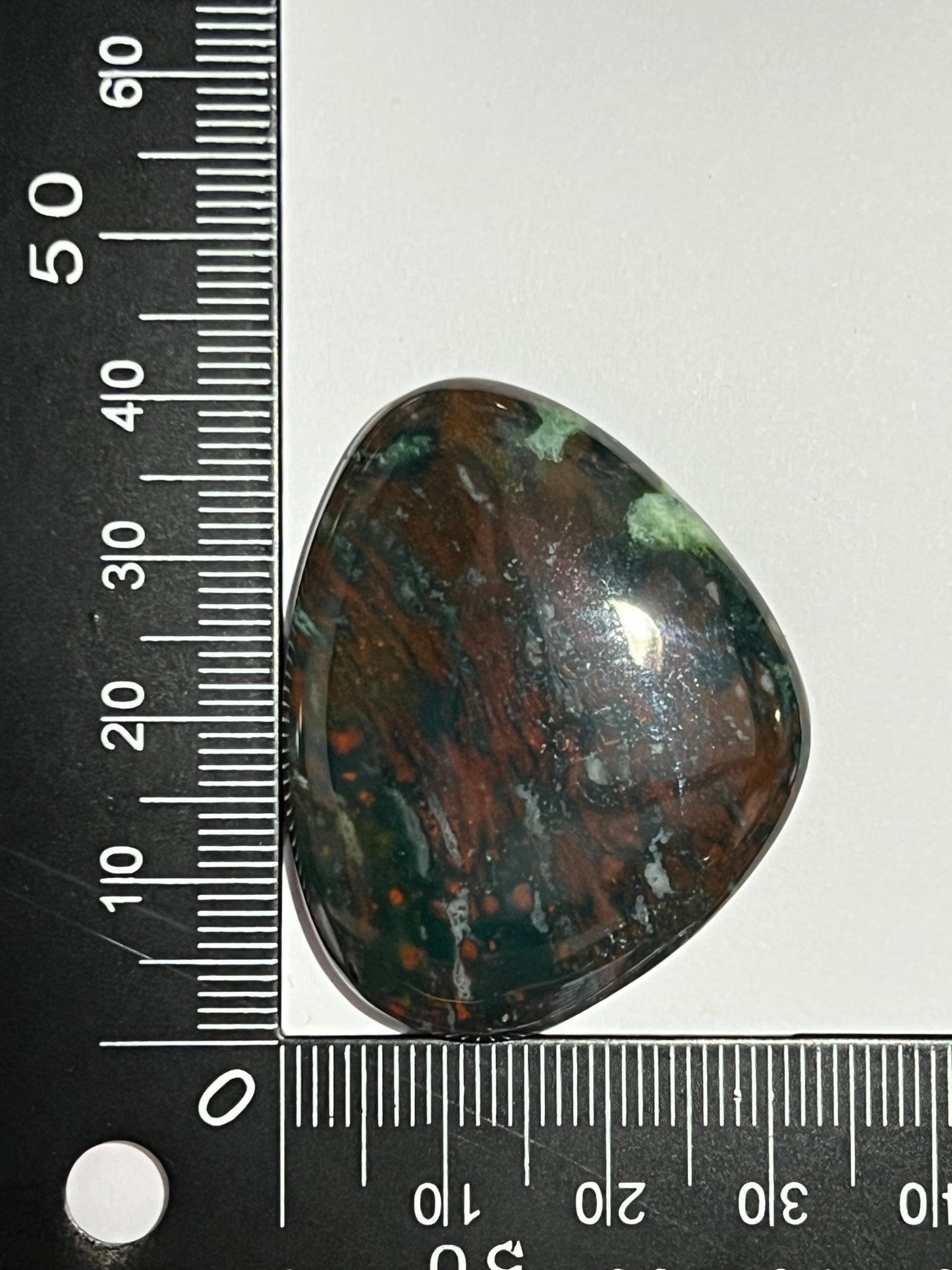 Pierre de Sang n°4 (4cm x 3,3cm) - Solyluna Macramé