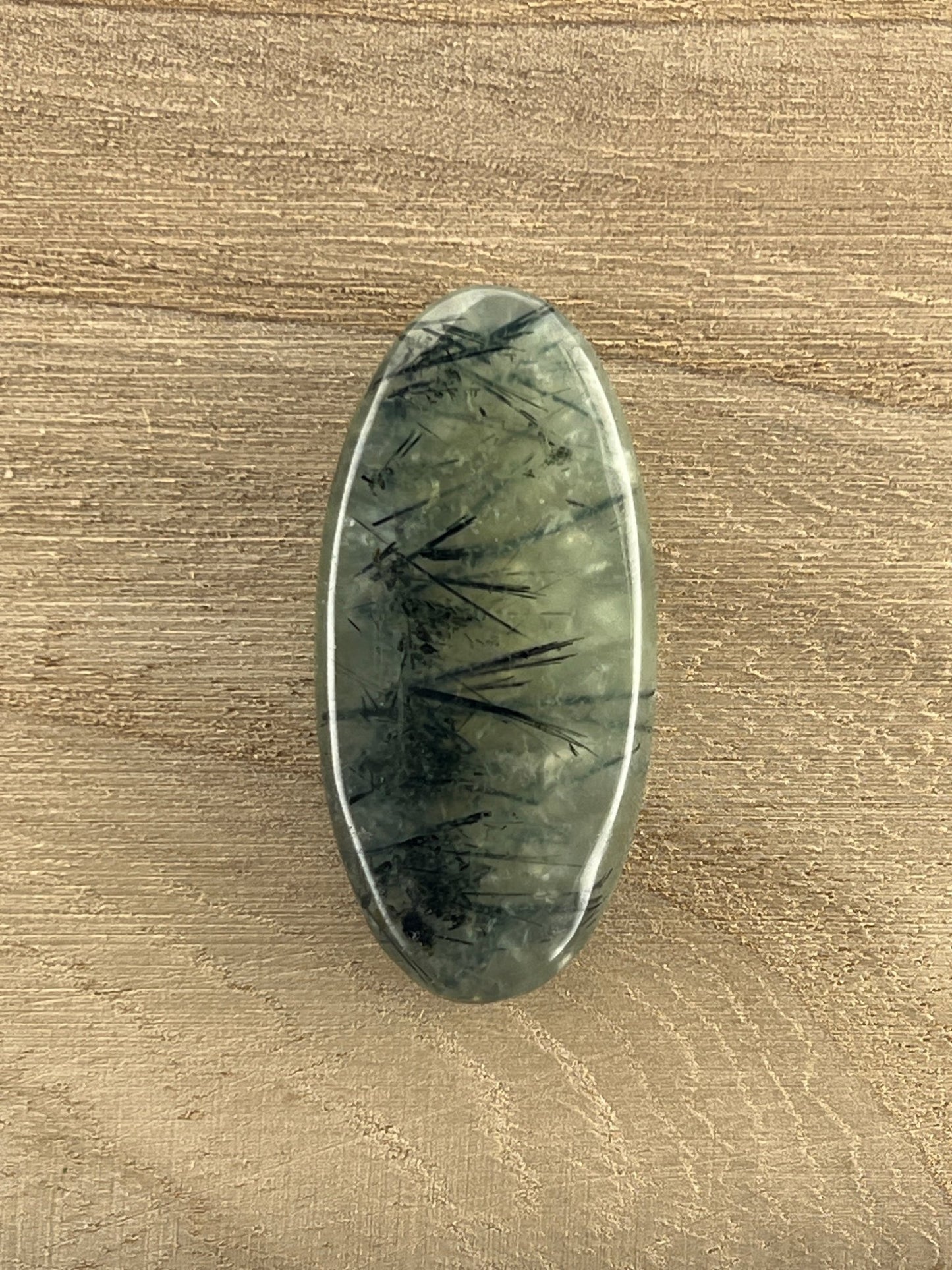 Préhnite Rutile n°5 (4,6cm x 2,1cm) - Solyluna Macramé